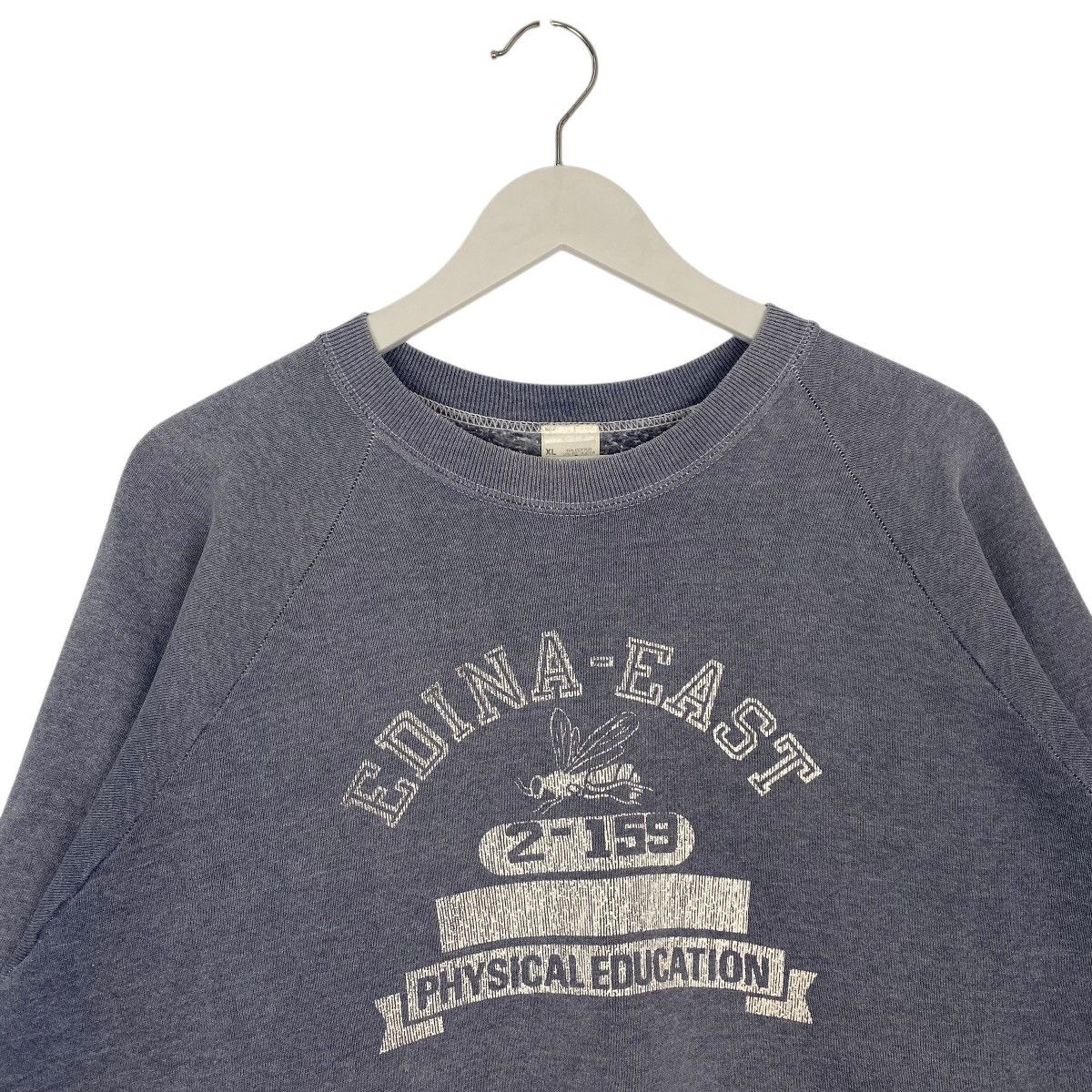 Other Vintage Fruit Of The Loom Sweatshirt Gray Pullover Size XL Size US XL / EU 56 / 4 - 4 Thumbnail