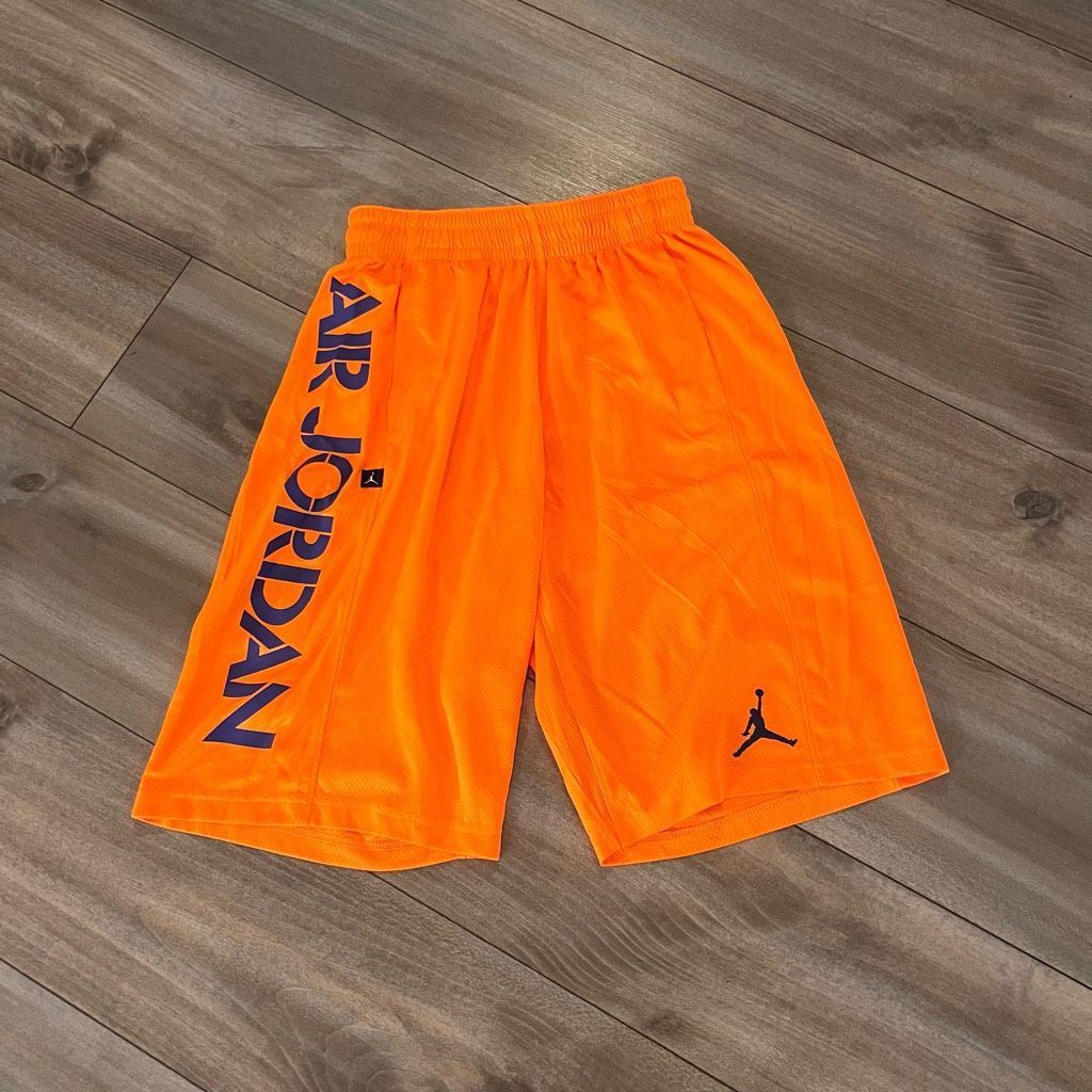 Jordan Brand Air Jordan Orange Athletic Workout Shorts Men Small Bin O-0 Size US 30 / EU 46 - 1 Thumbnail