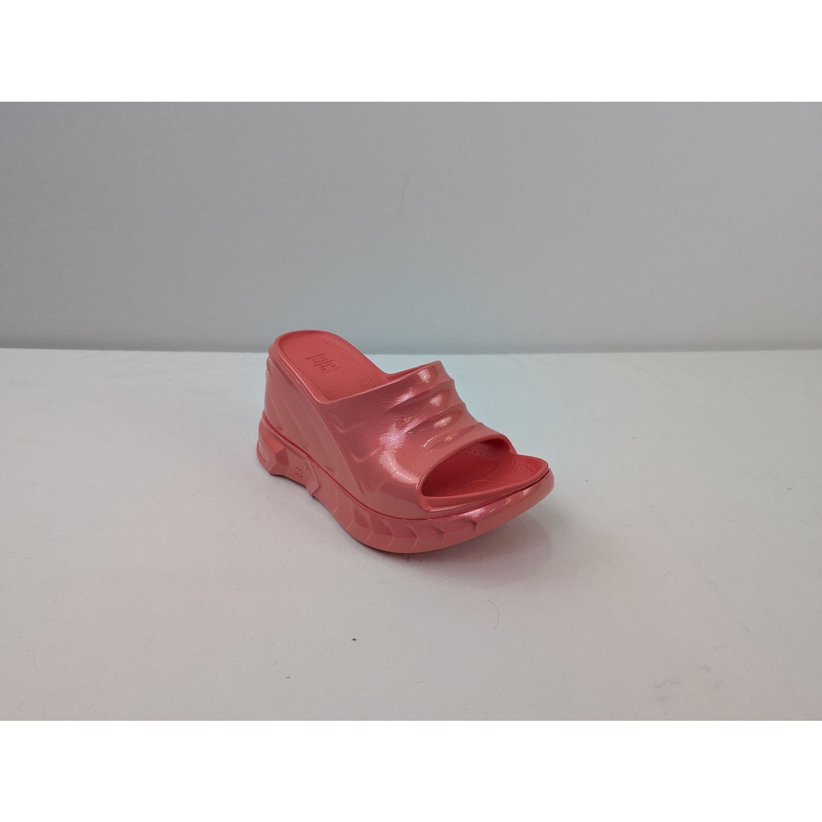 Givenchy o1rshd1 Marshmallow Sandals in Coral Size US 7 / IT 37 - 3 Thumbnail