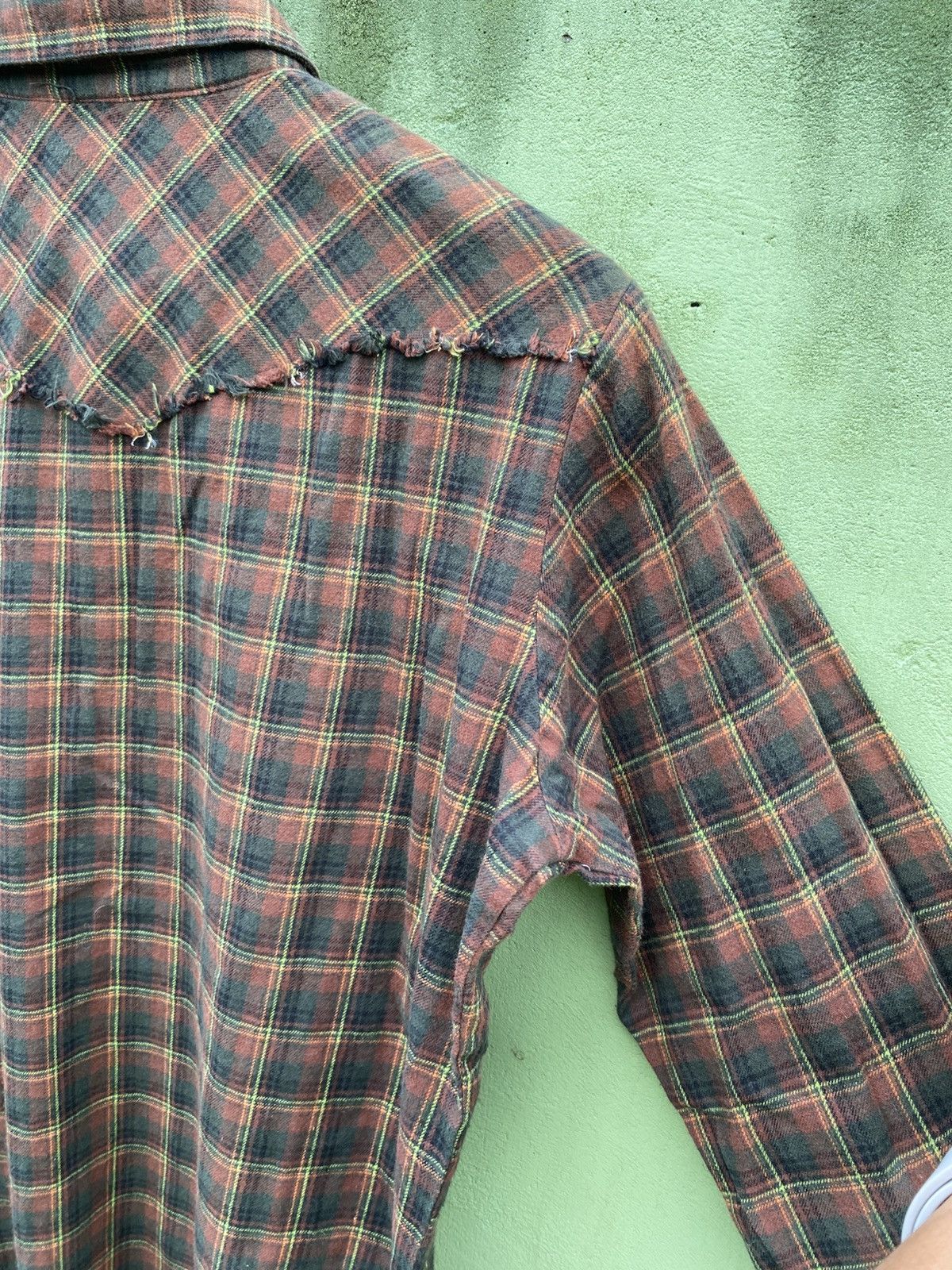 Japanese Brand Gdc Free!! Oldschool Plaid Flannel Shirt Distressed Finish Size US M / EU 48-50 / 2 - 11 Thumbnail