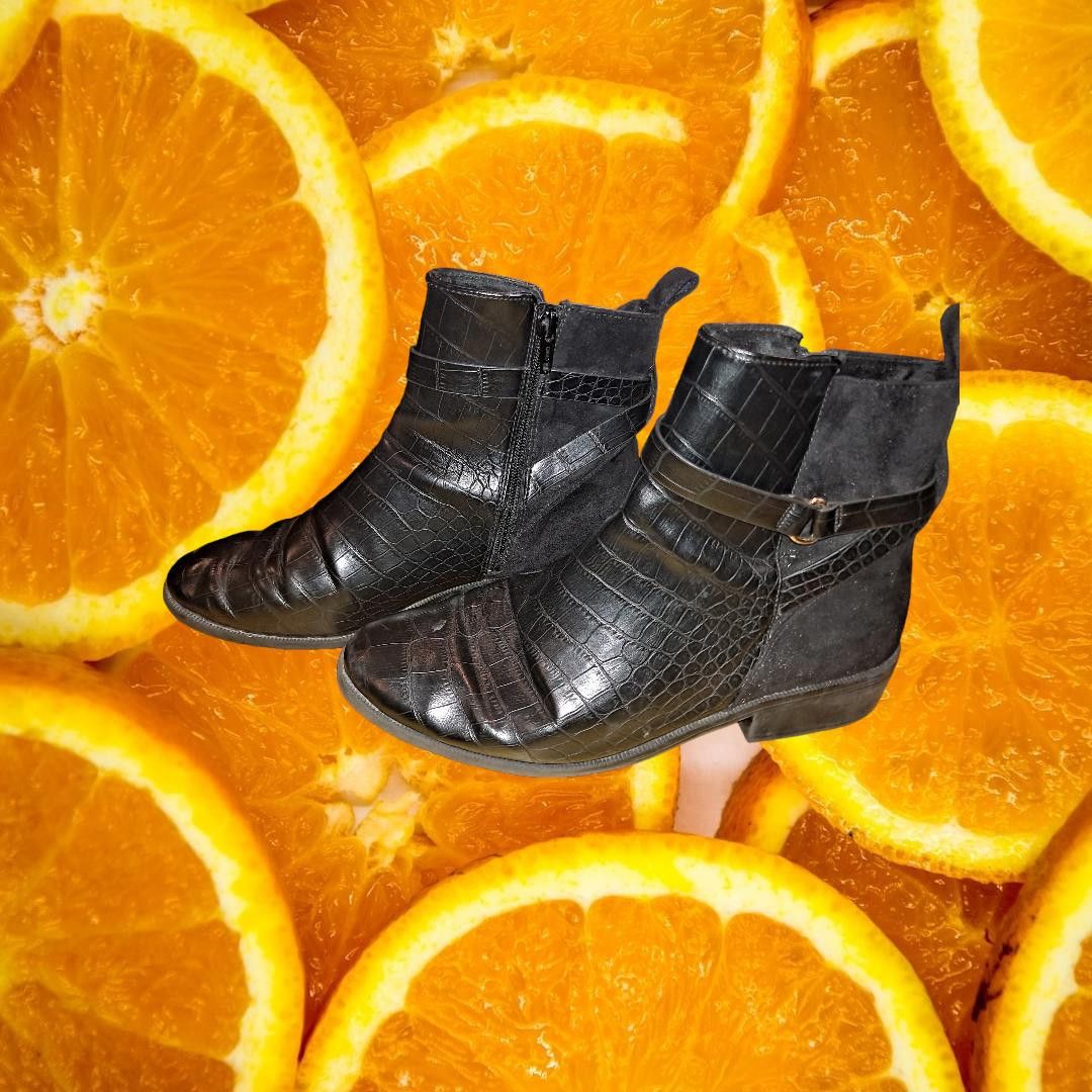Other H&B Black Black Crocadie Print Ankle Boots with Zippers Size Size US 7.5 / IT 37.5 - 3 Thumbnail