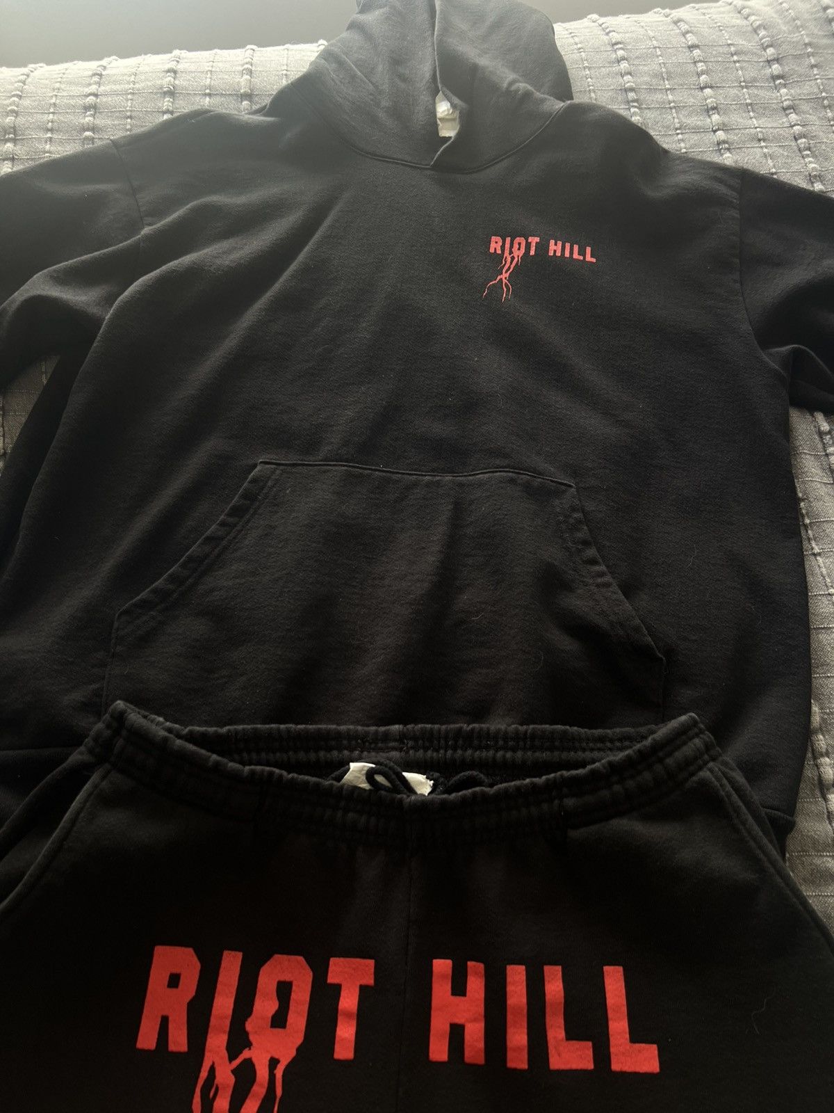 Designer RIOT HILL TRACKSUIT Size US XL / EU 56 / 4 - 2 Thumbnail