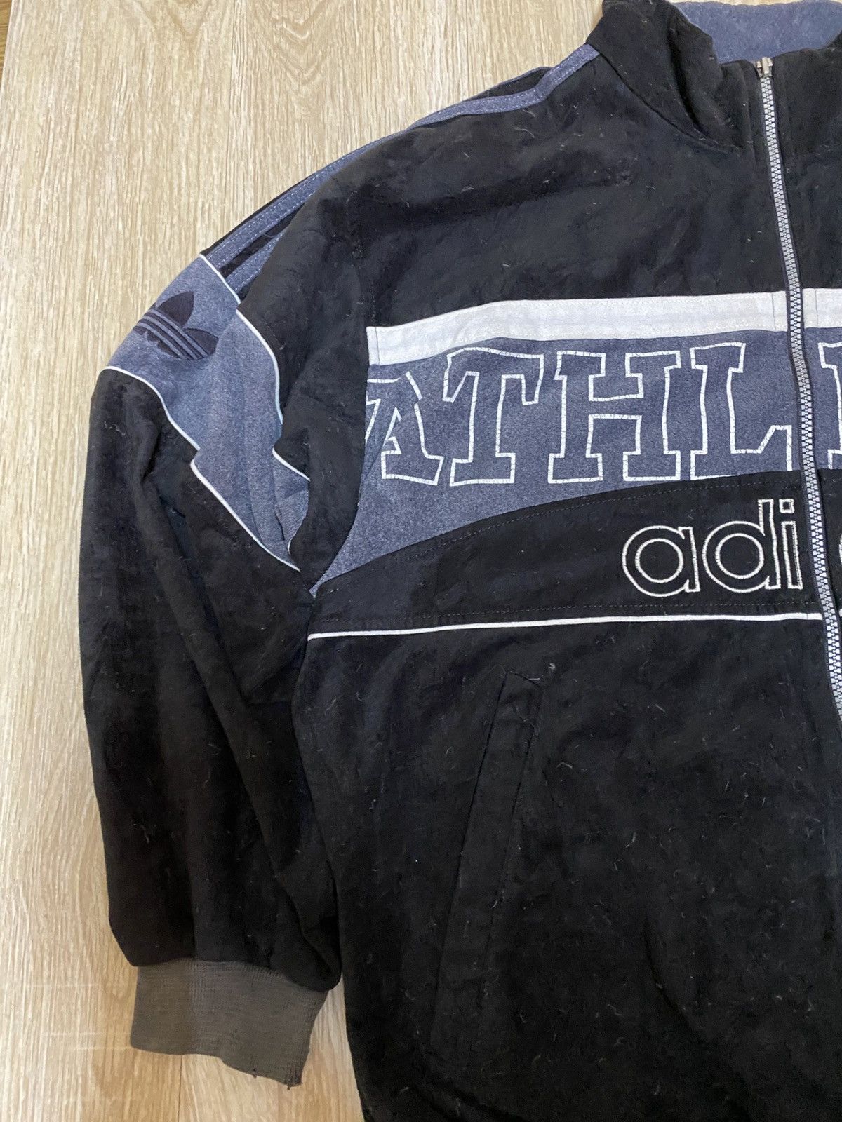 Adidas Vintage Adidas Athletics Sweat jacket Size US L / EU 52-54 / 3 - 3 Thumbnail