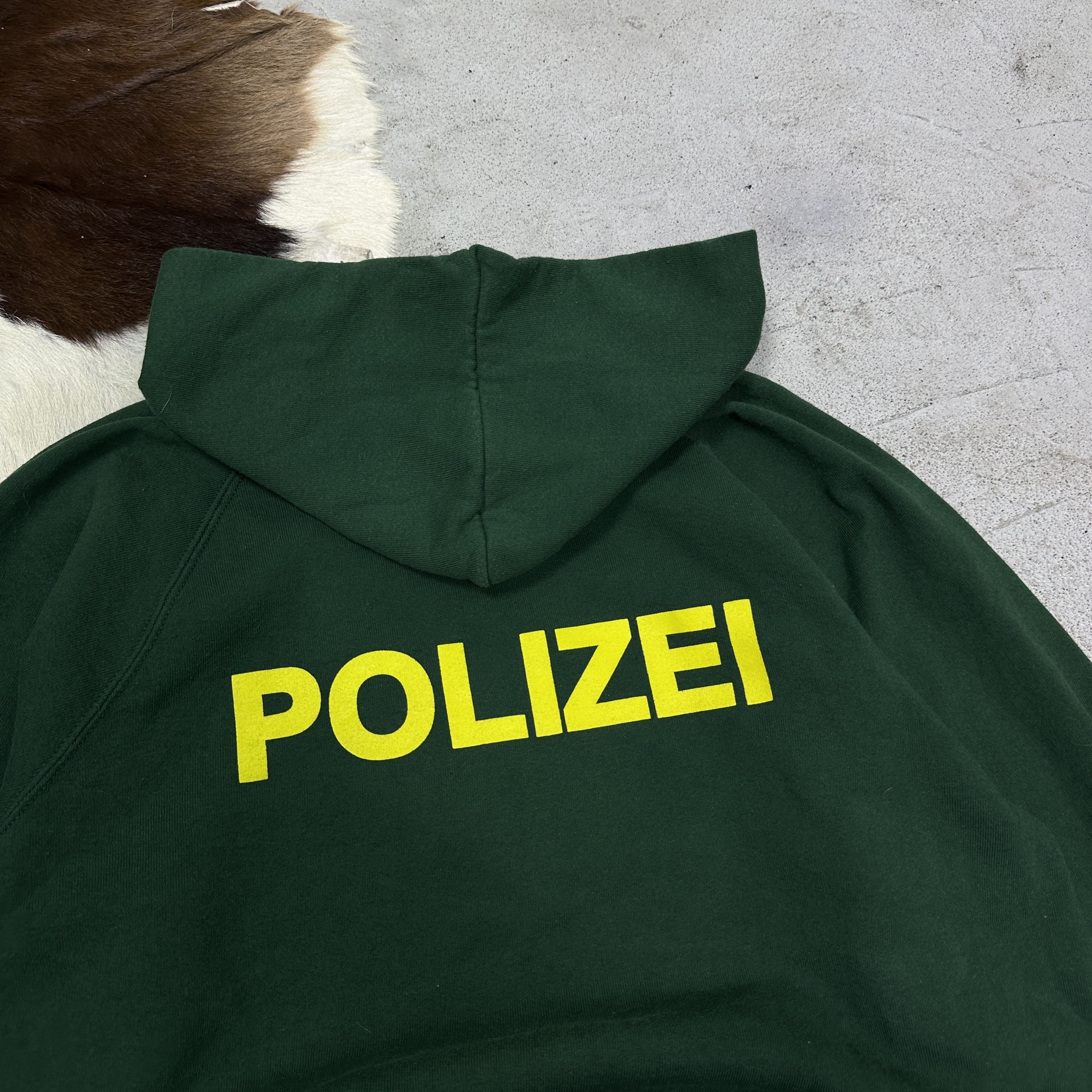 Vintage Vintage Streetwear Preppy Polizei Berlin Hoodie 90s Size US XL / EU 56 / 4 - 2 Thumbnail