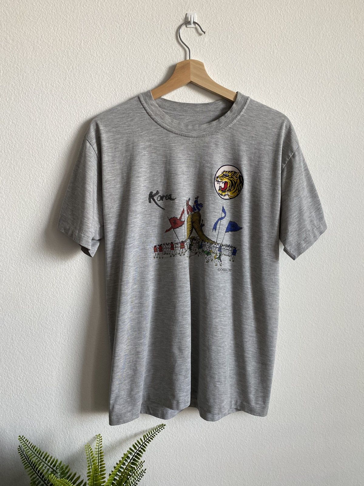 Vintage Vintage 90s Korea Tee Size US M / EU 48-50 / 2 - 1 Thumbnail