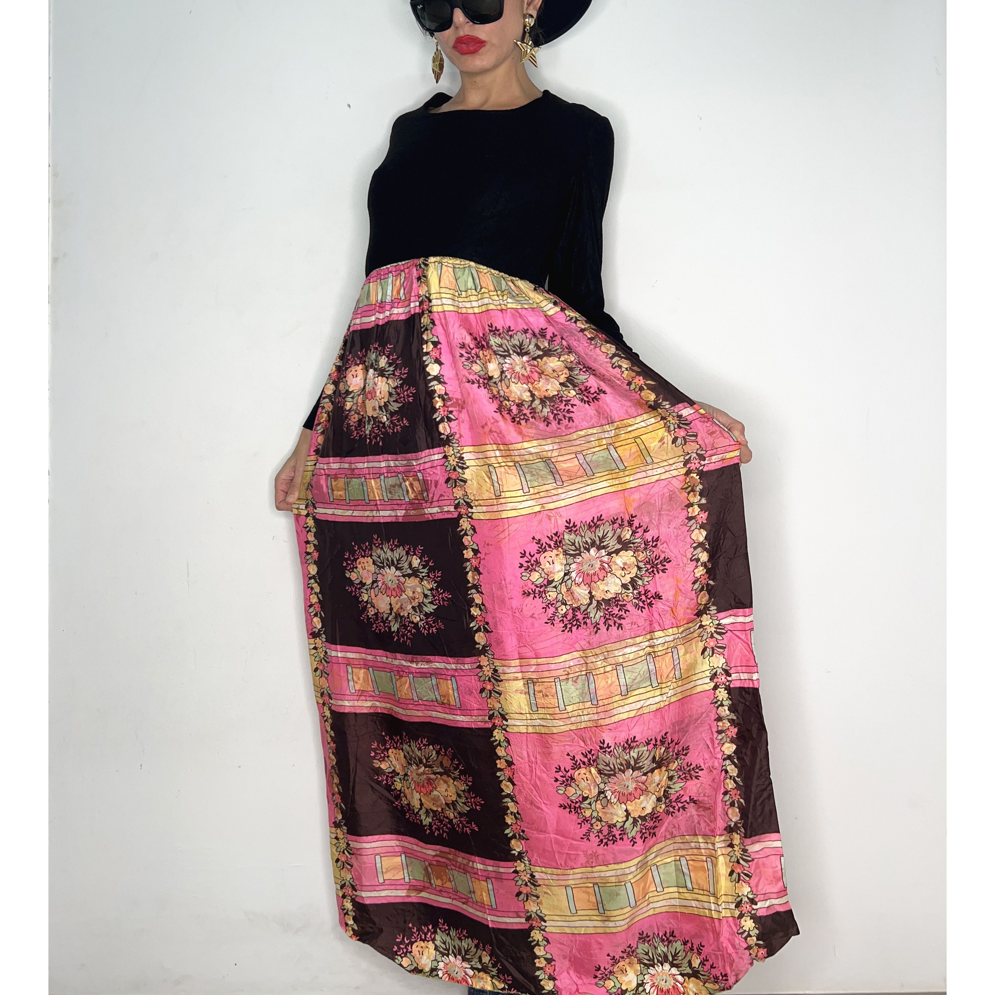 Designer × Vintage Vintage 70s black knit floral maxi dress Size XL / US 12-14 / IT 48-50 - 4 Thumbnail