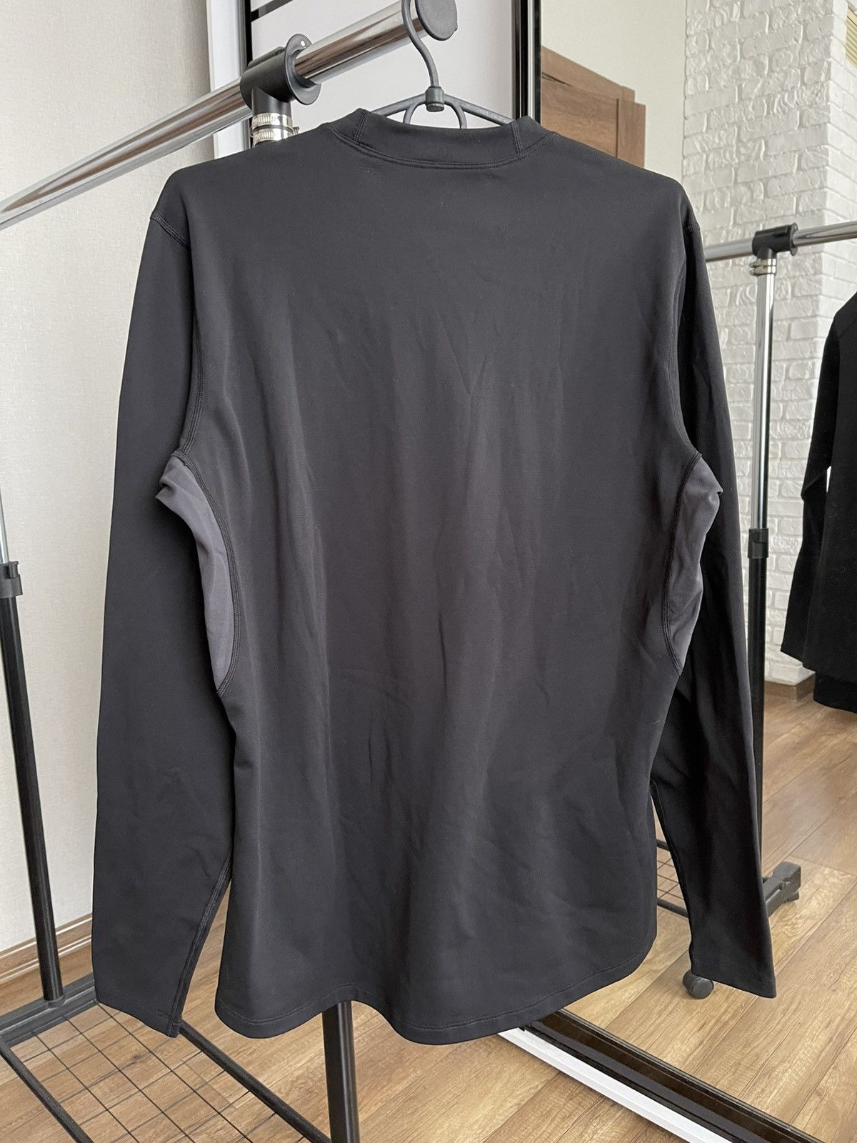 Arc'teryx Arcteryx Phase AR Long Sleeve T-Shirt Tee Size US L / EU 52-54 / 3 - 4 Thumbnail