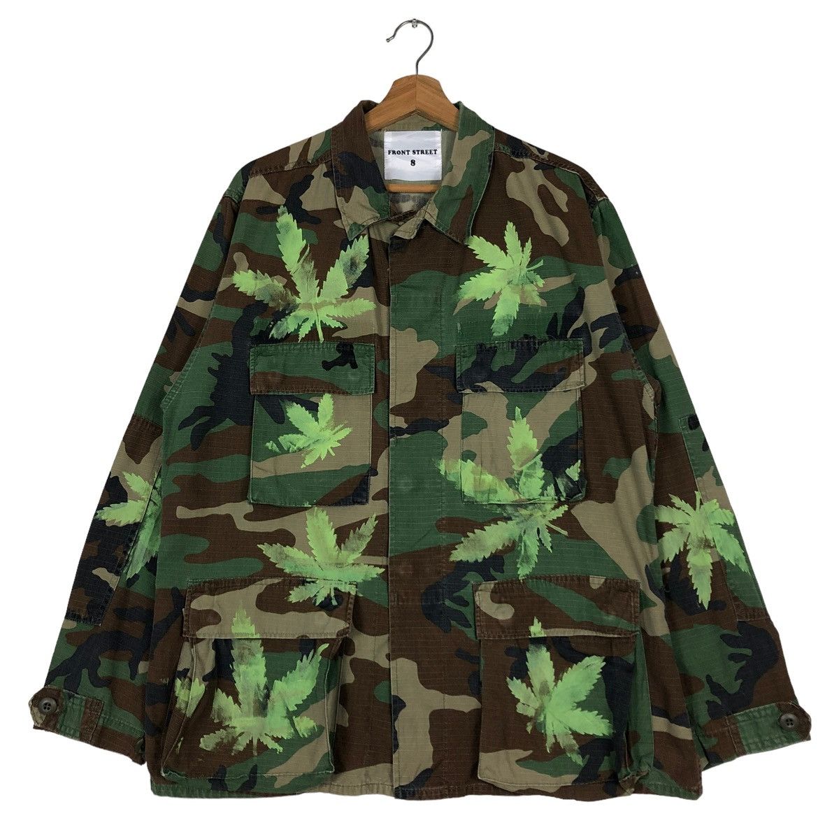 Japanese Brand 🔥Camo Jacket Multi Pocket Cargo Front Street Made in Italy Size US M / EU 48-50 / 2 - 1 Thumbnail