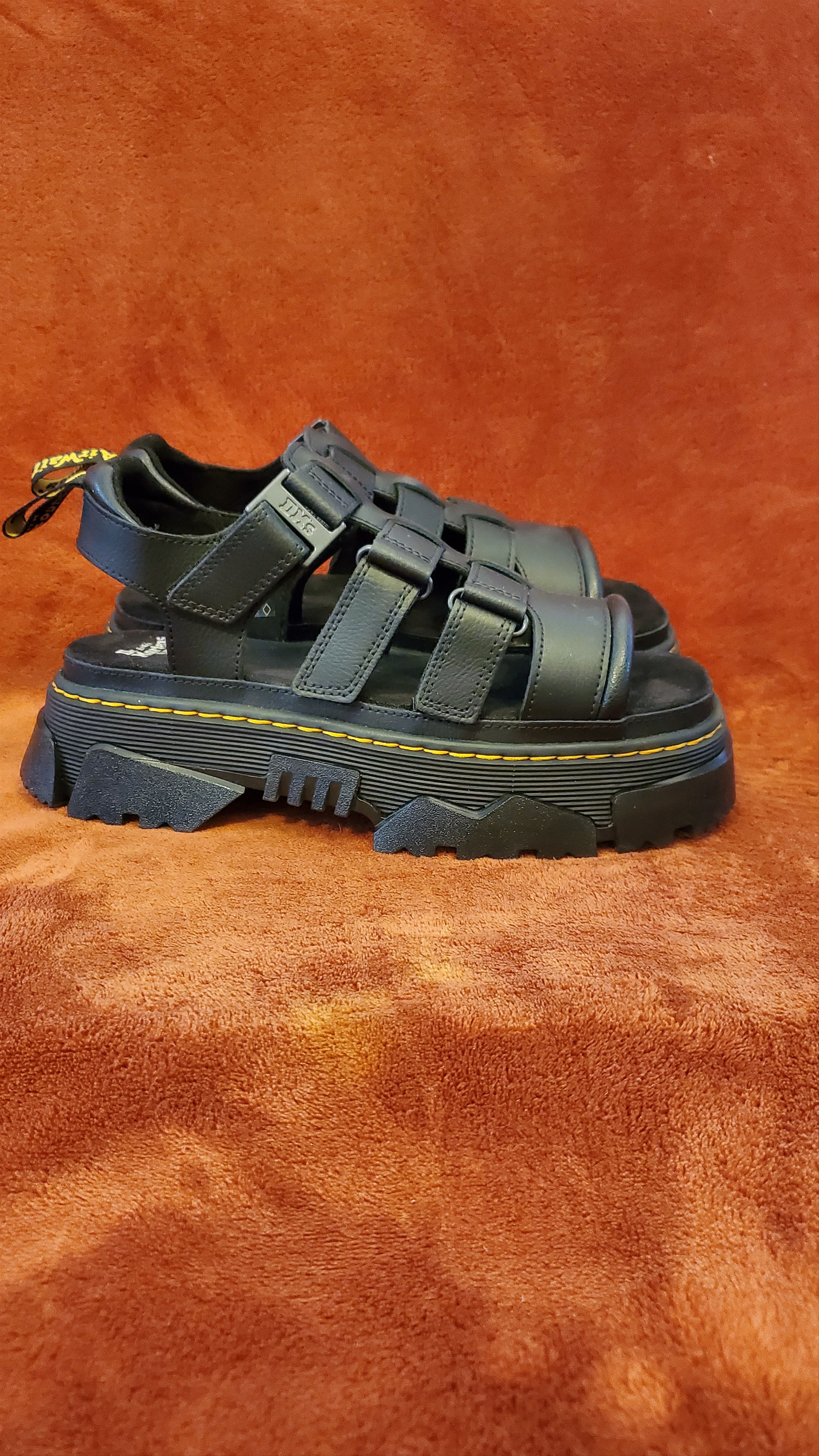 Dr. Martens DR MARTENS BLACK LEATHER PLATFORM FISHERMAN SANDALS Size US 8 / IT 38 - 1 Thumbnail