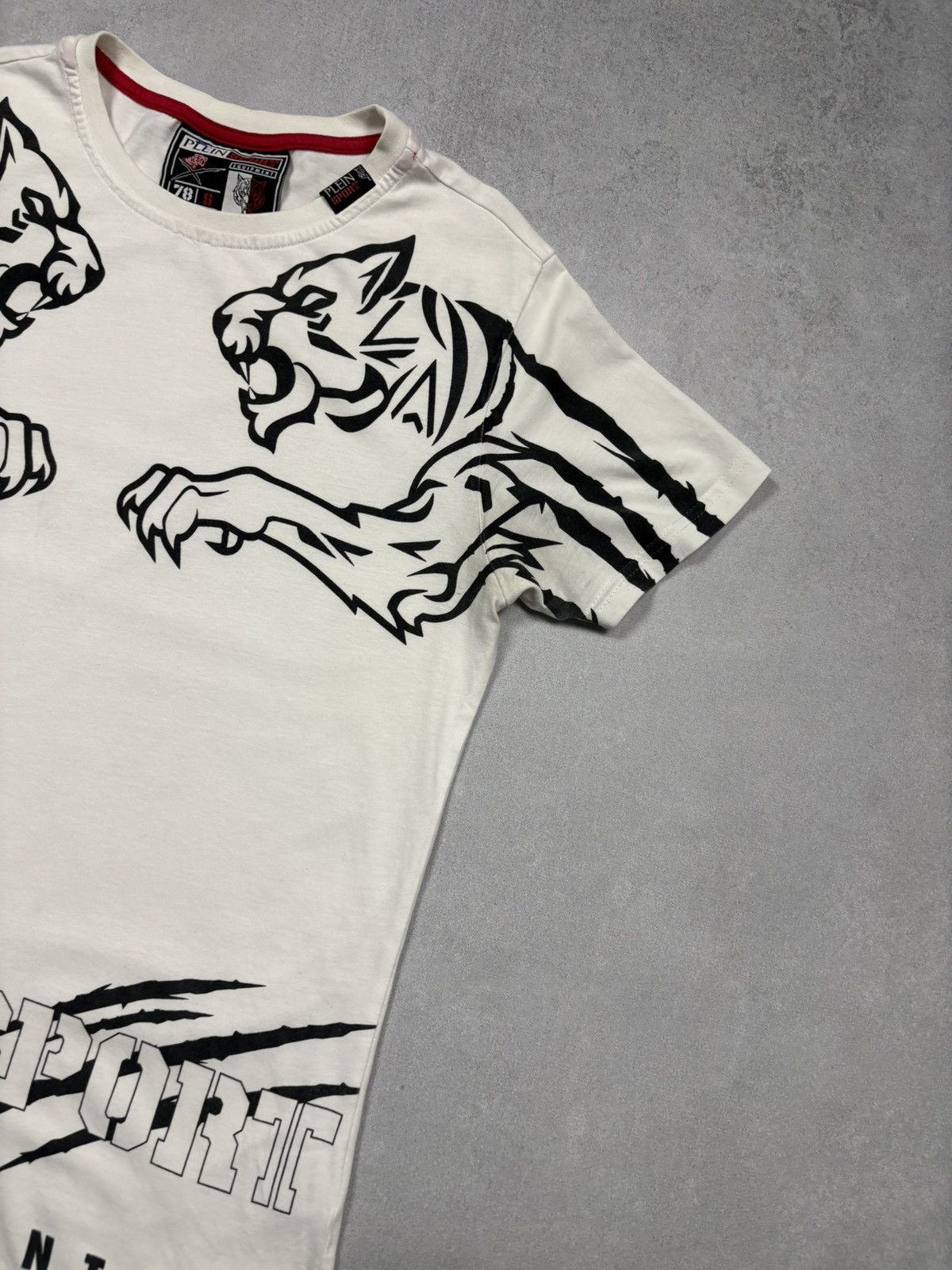 Philipp Plein Philipp Plein Sport White Twin Tiger Graphic AOP T-Shirt Y2K Size US S / EU 44-46 / 1 - 3 Thumbnail