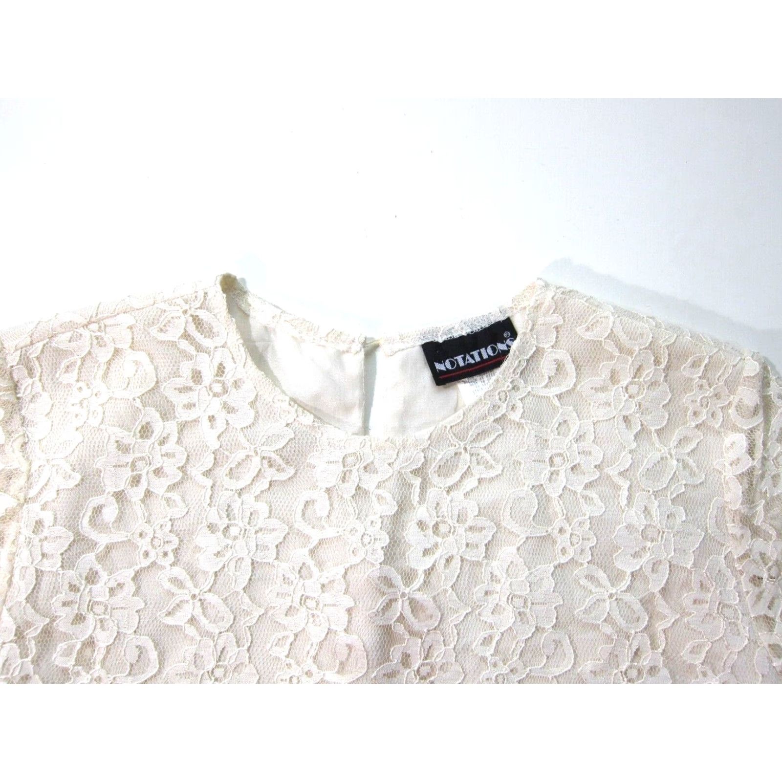 Vintage VINTAGE Notations Ivory Lace Floral Short Sleeve Crew Neck Blouse Top Women 8 Size M / US 6-8 / IT 42-44 - 5 Thumbnail
