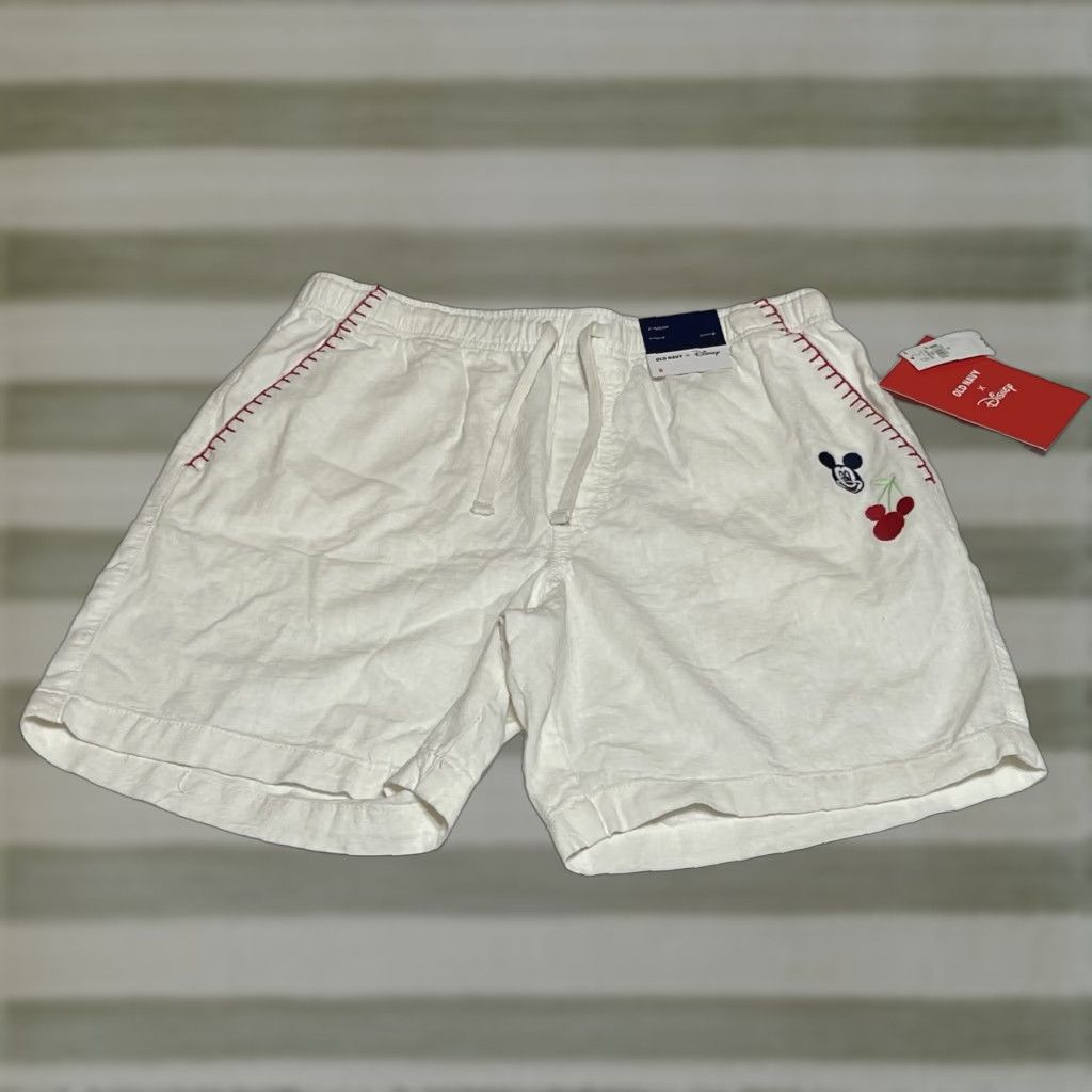 Old Navy Old Navy x Disney Linen-Blend Men’s S Embroidered Mickey Pocket White Shorts Size US 29 - 1 Thumbnail
