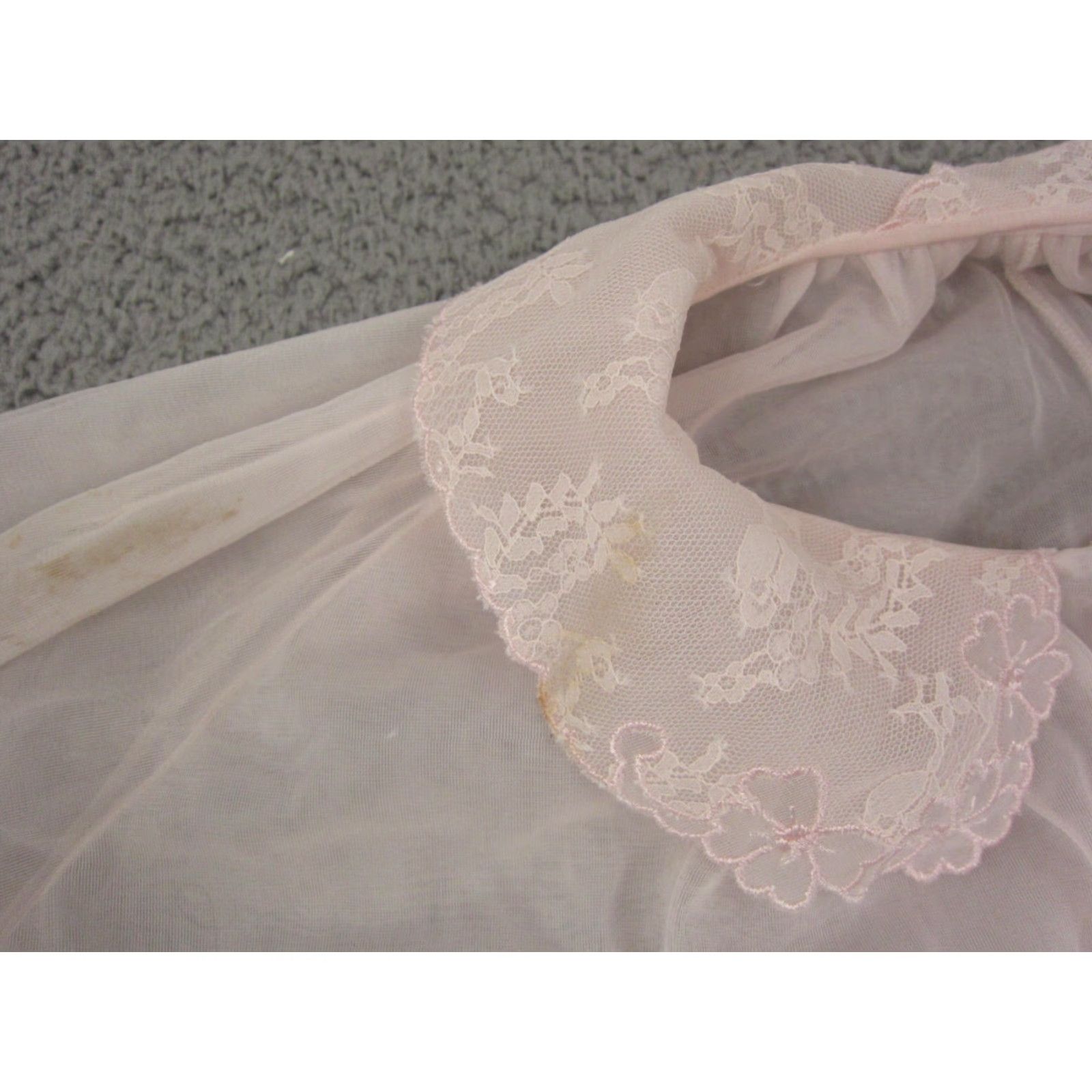 Vintage Vintage Van Raalte Lingerie Dress Small Pink Sheer Lace Nylon USA 60s Size S / US 4 / IT 40 - 4 Thumbnail