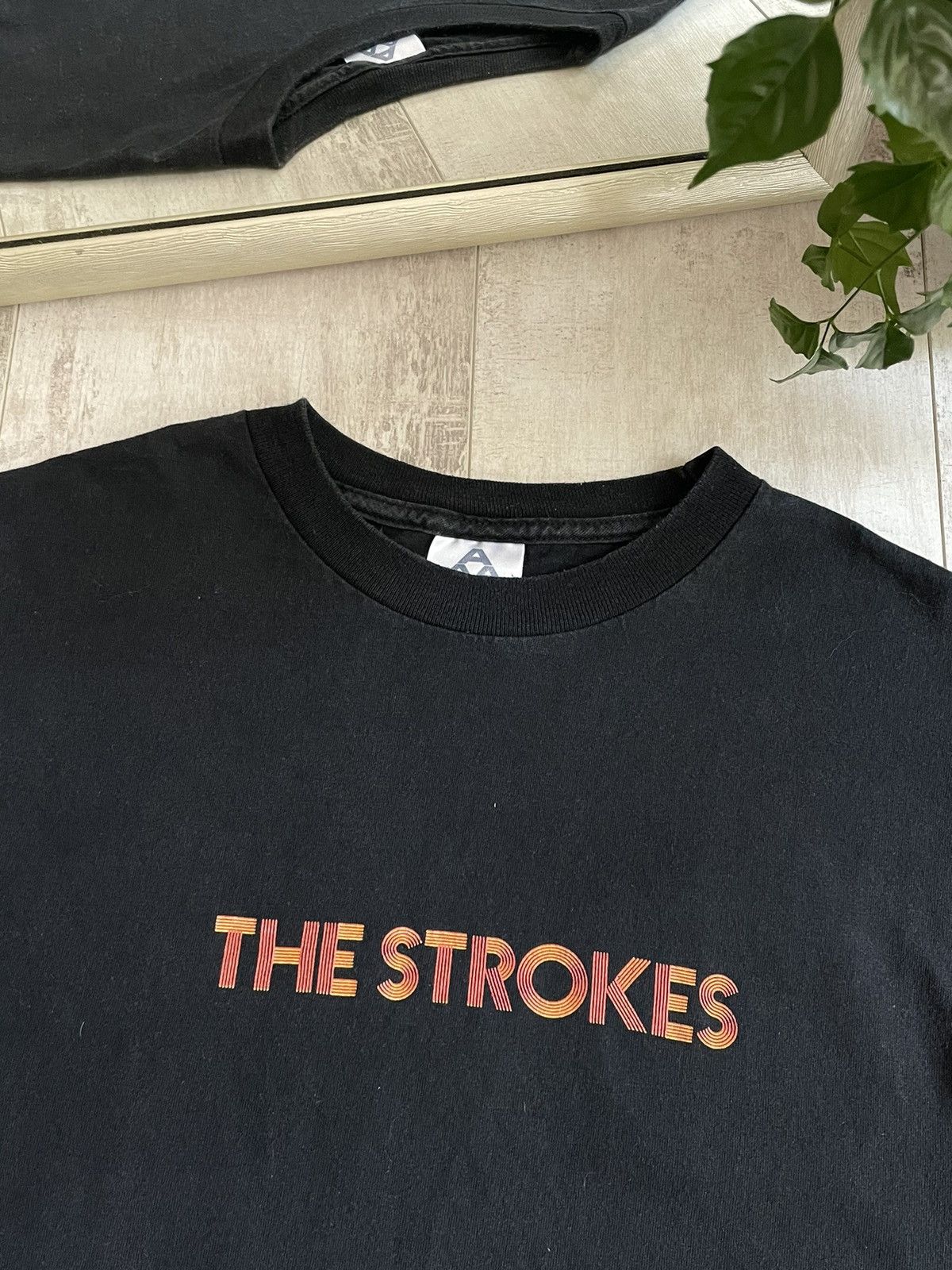 Band Tees 💥RARE💥 Vintage 90’s The Strokes T-Shirt Band Tee Size US M / EU 48-50 / 2 - 2 Thumbnail