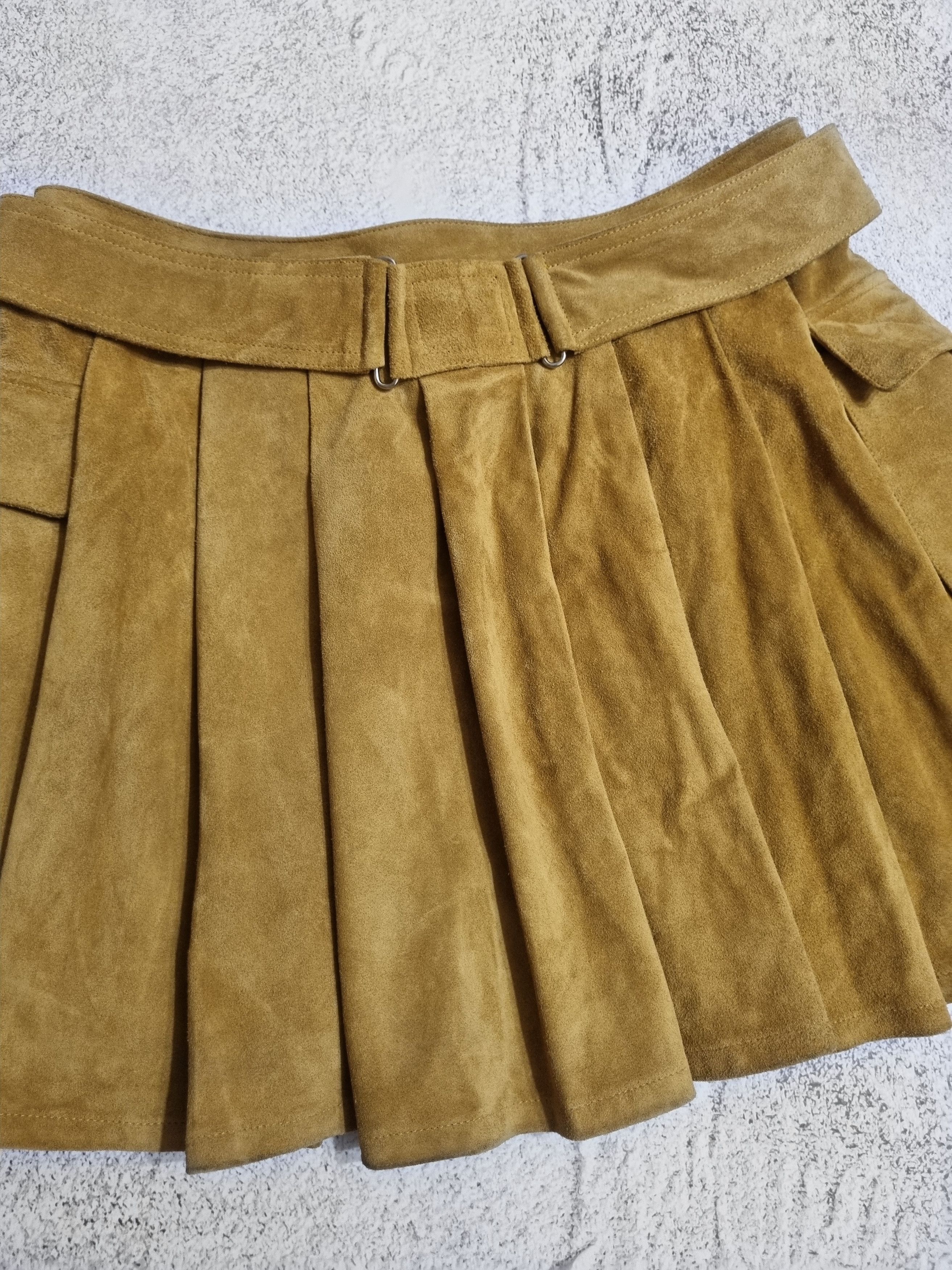 Alexander McQueen Rare Alexander McQueen Vintage Genuine Leather Mini Skirt Size 28" / US 6 / IT 42 - 14 Thumbnail