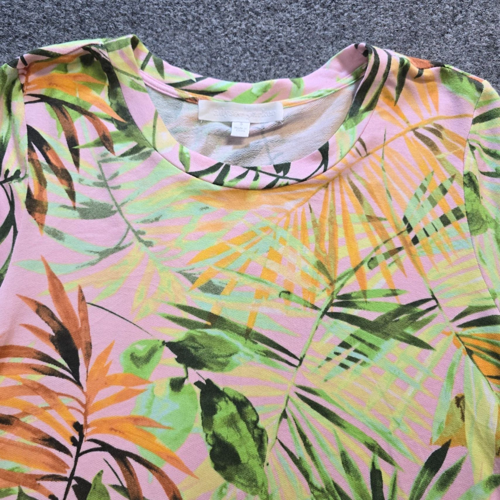 Vintage Adyson Parker Top Womens Size S Pink Green Tropical Long Sleeve Soft Casual Knit Modal Spandex Regular Womens Top Size S / US 4 / IT 40 - 2 Thumbnail