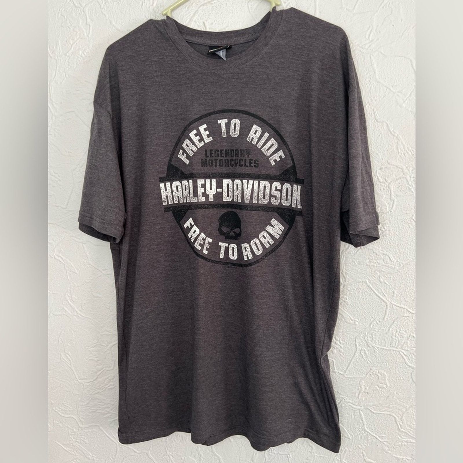 Harley Davidson Harley-Davidson Mens Free To Ride Free to Roam Soft Shirt Size US XL / EU 56 / 4 - 1 Thumbnail