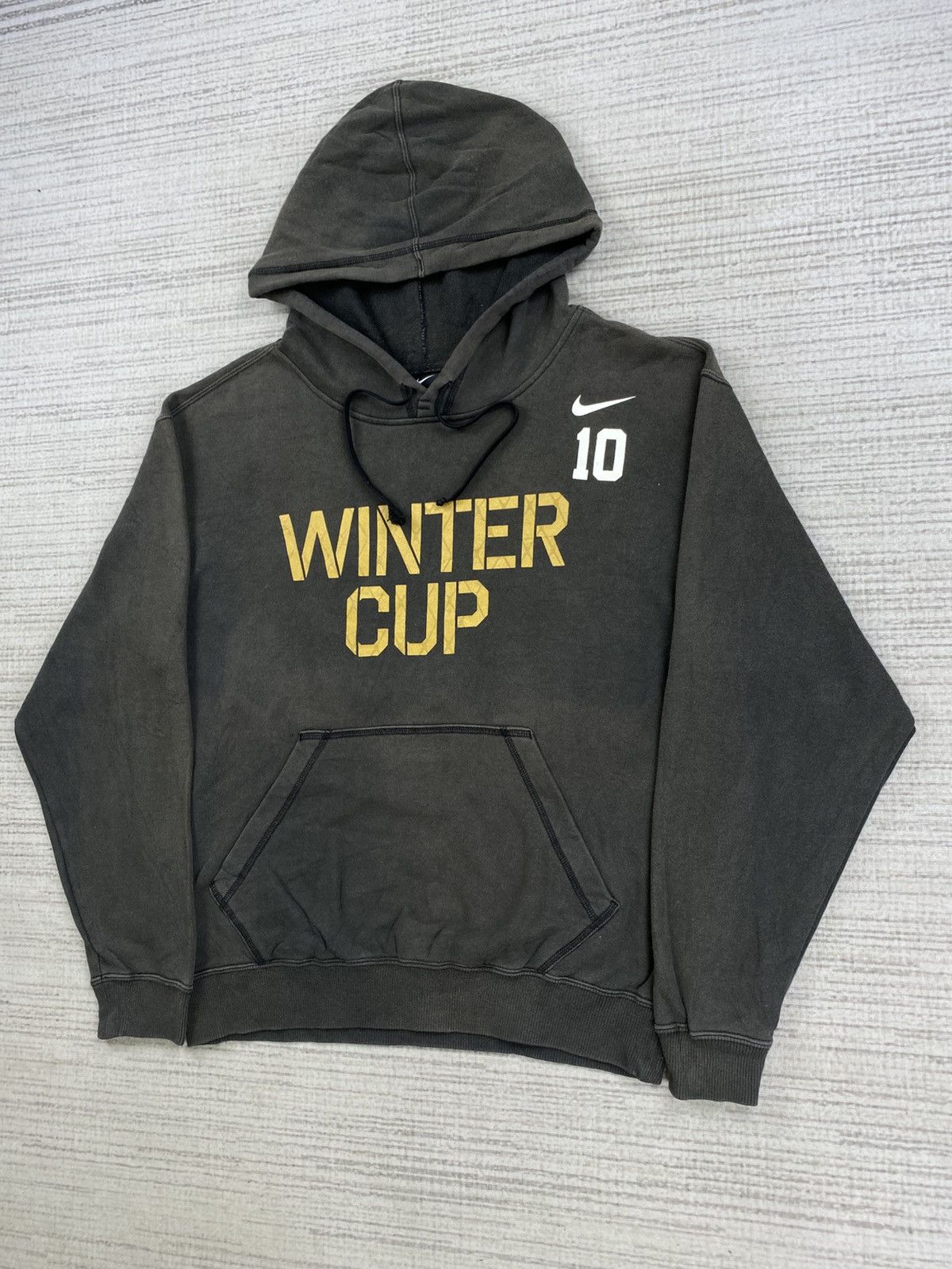 Japanese Brand × Nike Vintage Nike Winter Cup 10 Sweatshirt Hoodie Size US L / EU 52-54 / 3 - 5 Thumbnail