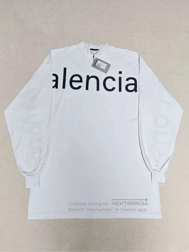 Balenciaga 23FW Distressed Embroidered Longsleeve.