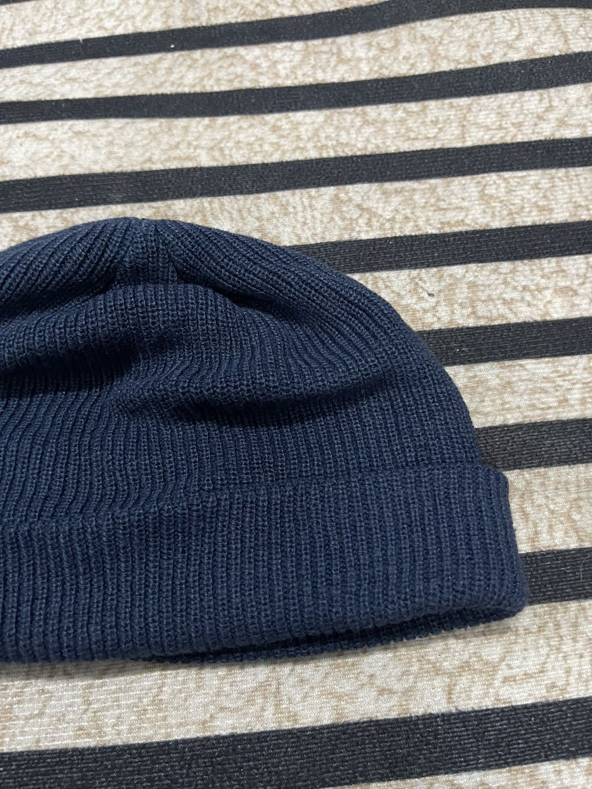 Quiksilver VINTAGE Y2K QUICKSILVER BEANIE HAT SMALL LOGO Size ONE SIZE - 5 Thumbnail