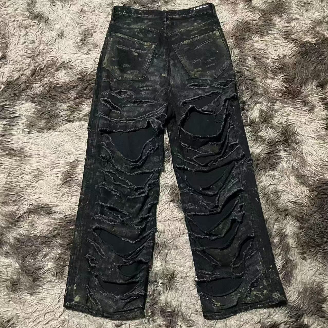 Balenciaga balenciaga distressed denim pants 23ss collection Size US 36 / EU 52 - 2 Thumbnail