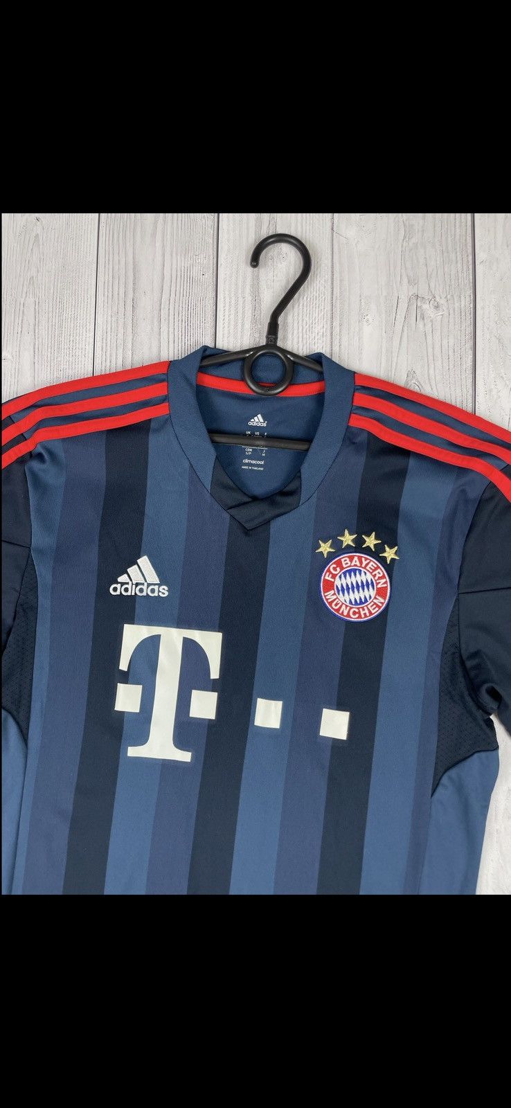Adidas Vintage adidas Bayern munich soccer jersey striped S away Size US S / EU 44-46 / 1 - 2 Thumbnail