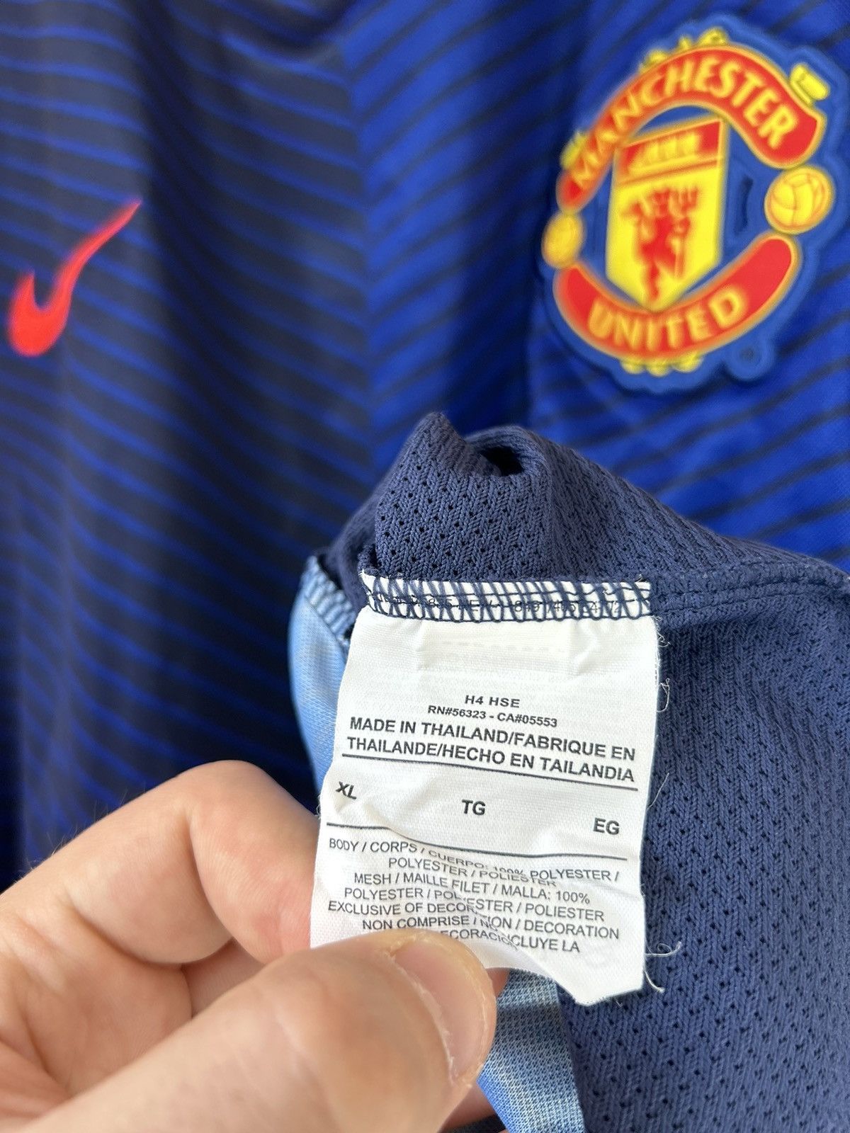 Nike Nike Manchester United Training Soccer Jersey Size US XL / EU 56 / 4 - 10 Thumbnail