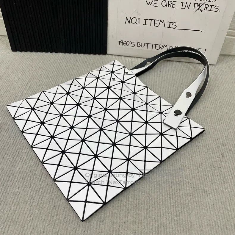 Issey Miyake Issey Miyake White Seven-Grid Handbag Size ONE SIZE - 3 Thumbnail