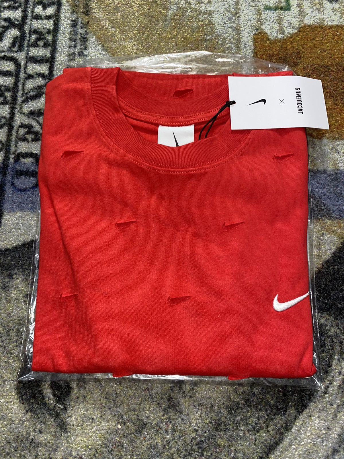 Jacquemus × Nike Jacquemus x Nike Le Swoosh T-Shirt Size US L / EU 52-54 / 3 - 1 Thumbnail