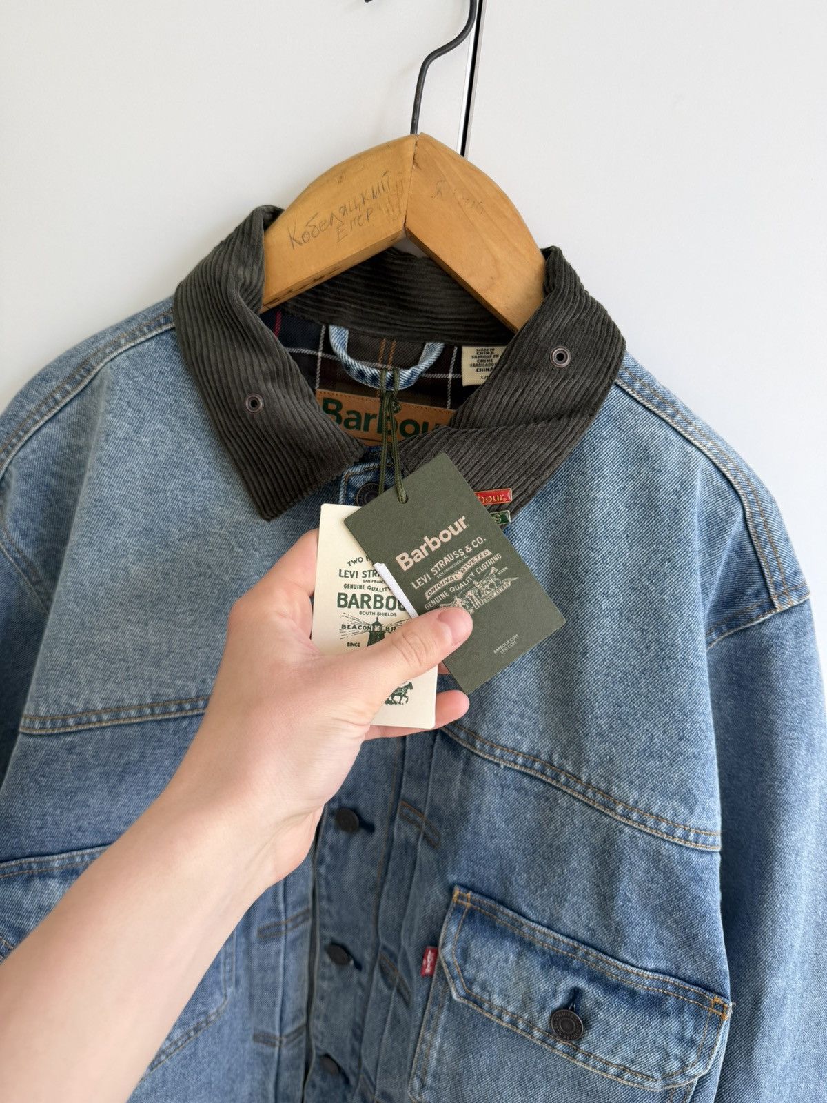 Barbour Barbour x Levi’s Denim Trucker Jacket Men’s Collar Vintage L Size US L / EU 52-54 / 3 - 2 Thumbnail