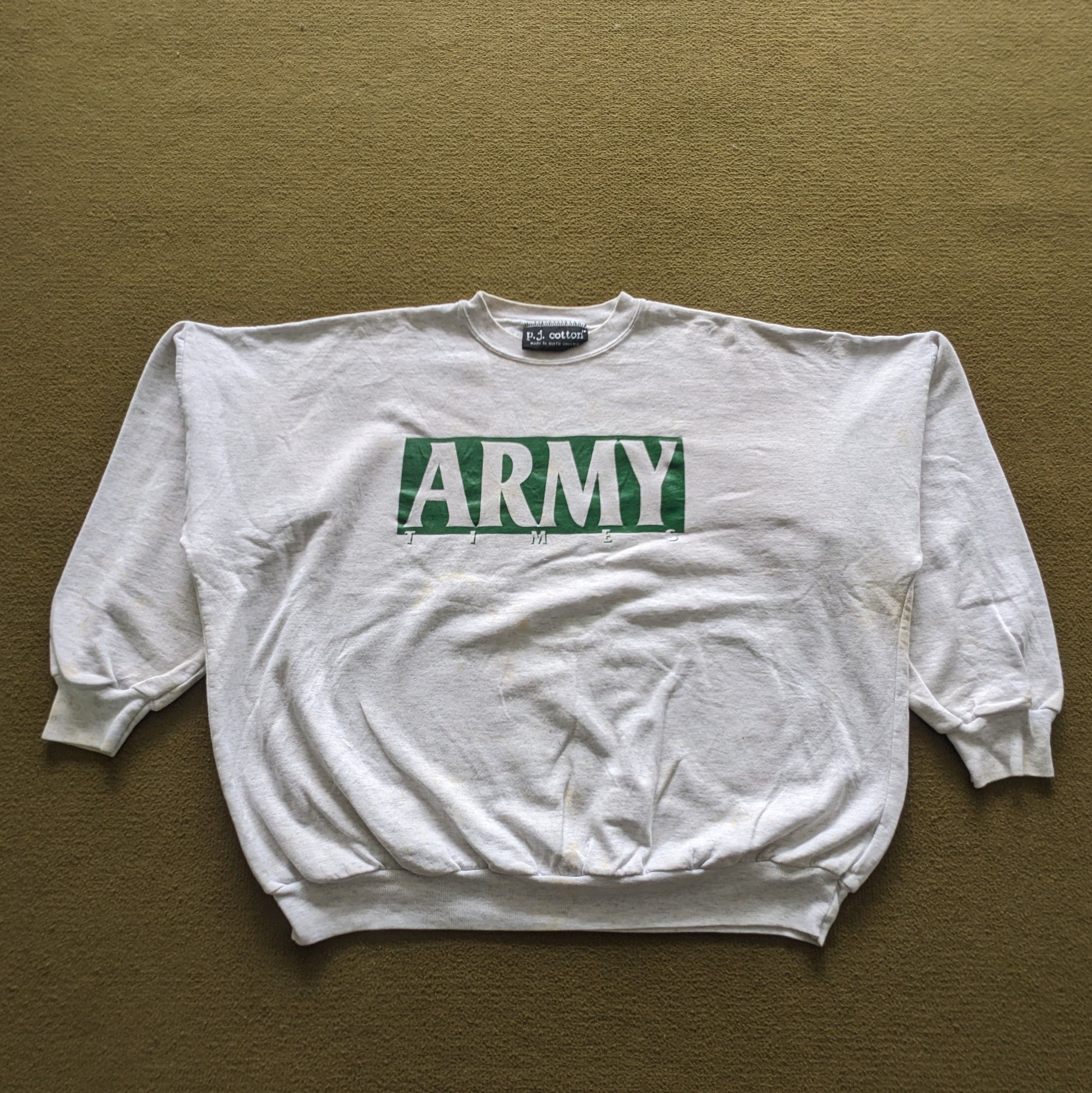 Vintage Vintage ARMY TIMES Military Crewneck Sweatshirt Size US XXL / EU 58 / 5 - 1 Thumbnail