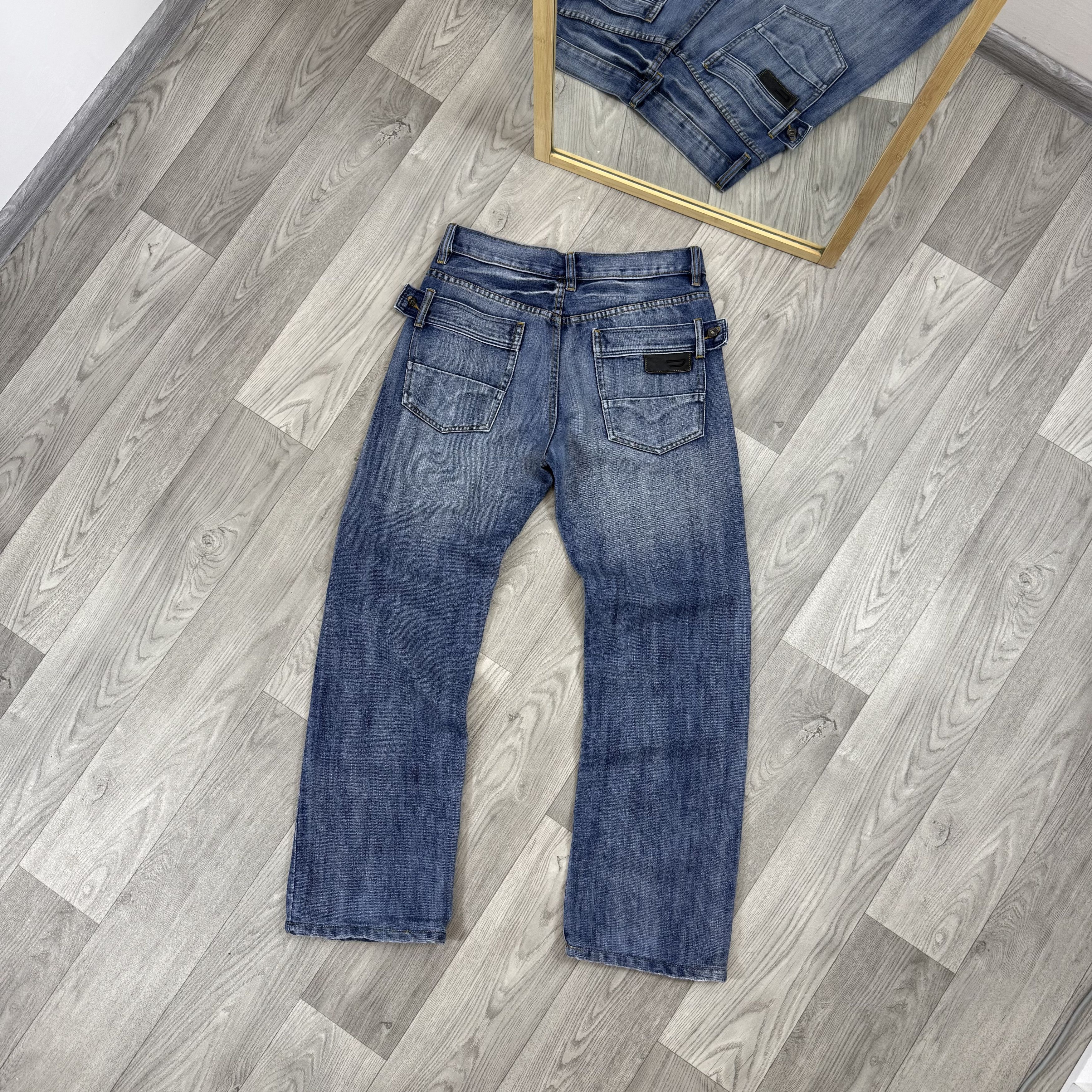 Diesel Vintage Diesel Y2K Rare Blue Denim Straight Jeans 32 Size US 32 / EU 48 - 1 Thumbnail
