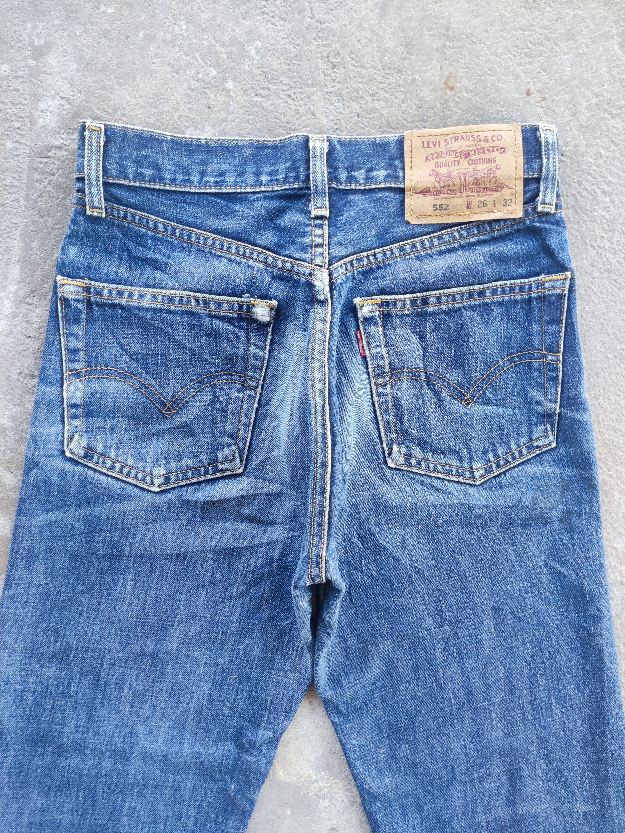 Jean × Levi's × Vintage Vintage Levi's 552 Distressed Jeans Faded Denim Pants W28 Size US 28 / EU 44 - 10 Thumbnail