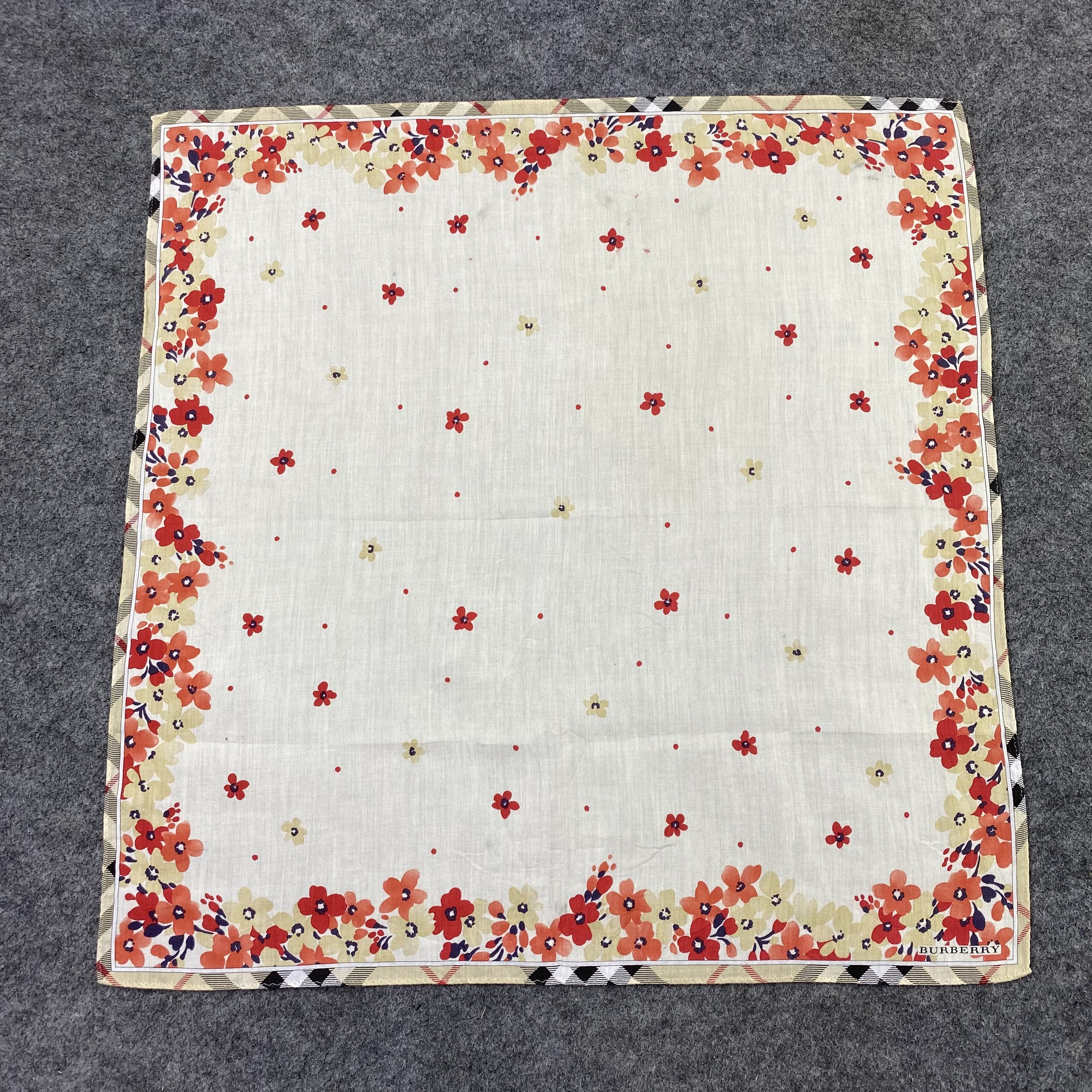 Burberry Burberry Handkerchief / Bandana / Neckerchief-B2353 Size ONE SIZE - 3 Thumbnail