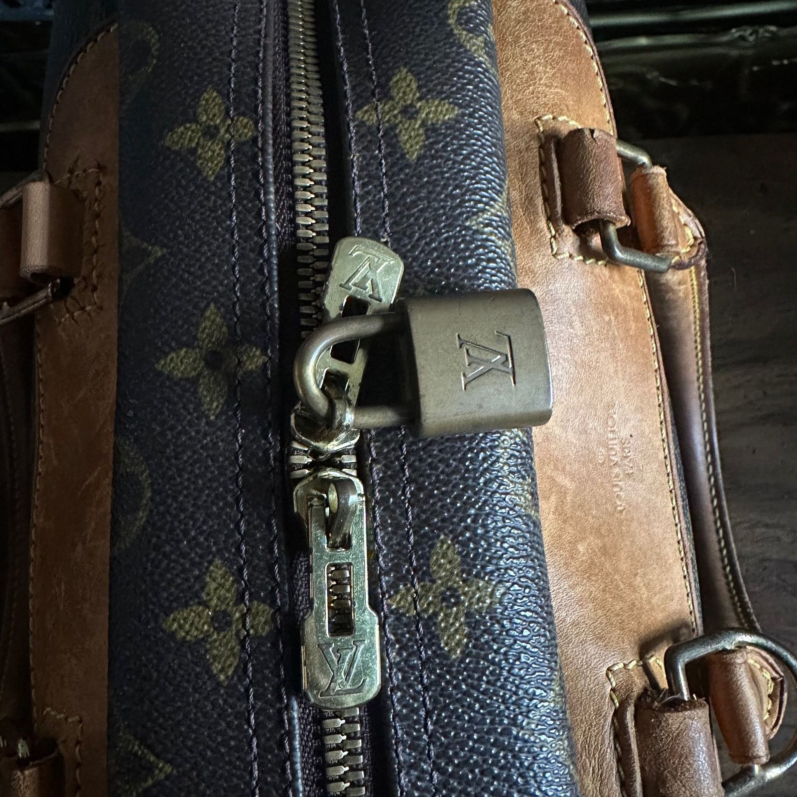 Louis Vuitton Vintage Louis Vuitton Deauville Bag Size ONE SIZE - 11 Thumbnail