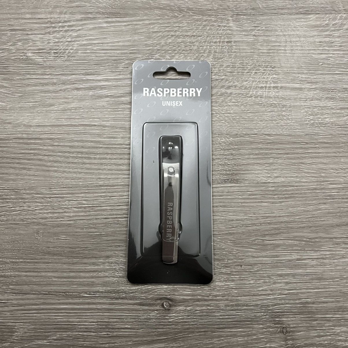 The GV Gallery GV Gallery Raspberry Hills Raspberry Nail Clippers Size ONE SIZE - 2 Thumbnail