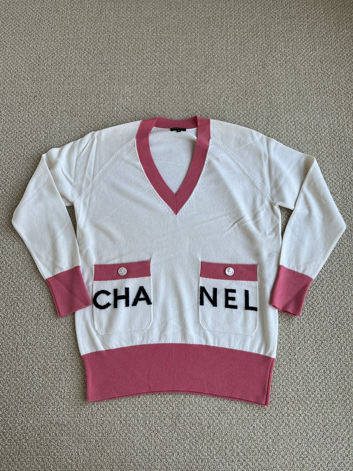 image of Chanel Cashmere Runway Sweater Pink in White, Women's (Size XS)