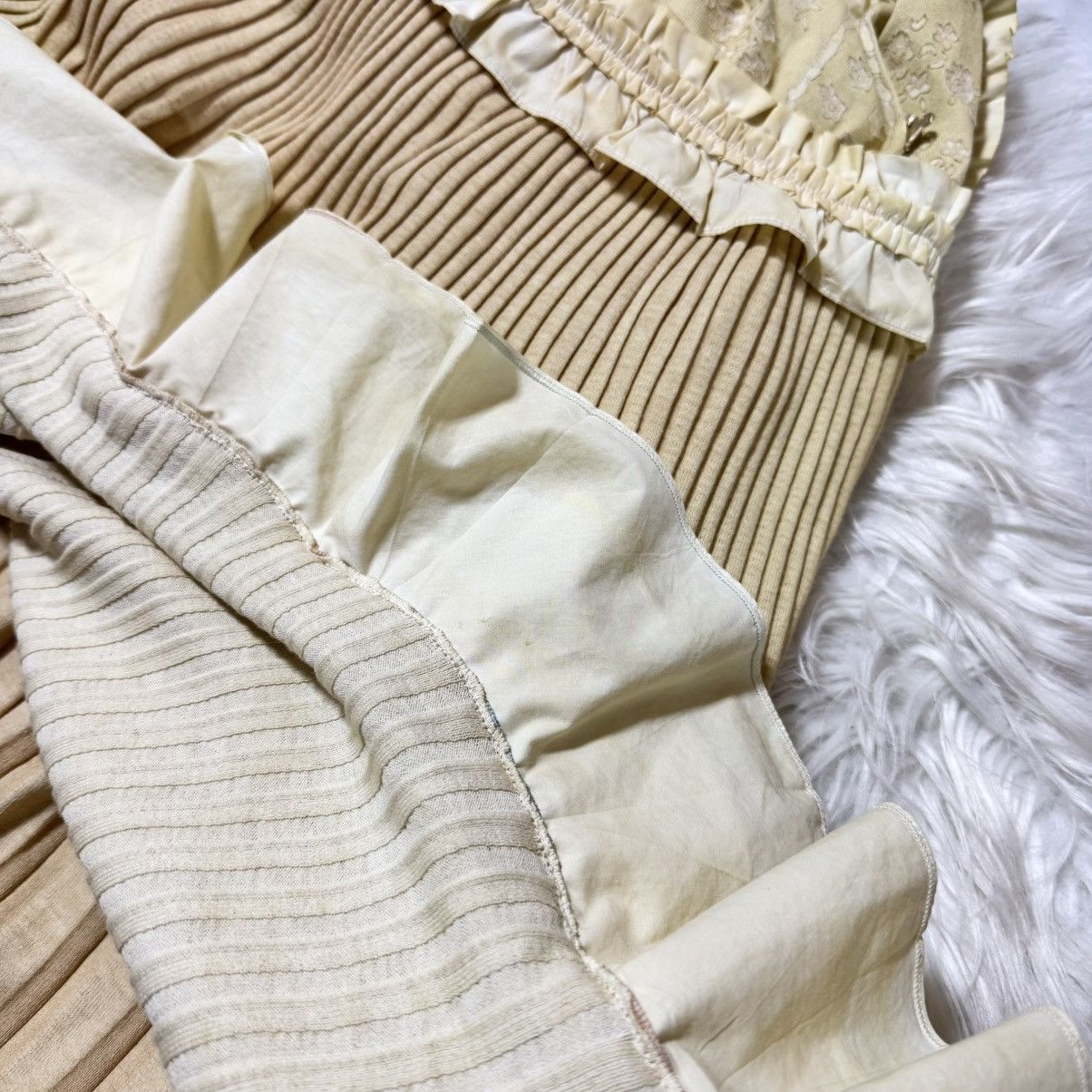 Chanel Authentic runway, Chanel COCO flower, frill, gradient dress, Size XS / US 0-2 / IT 36-38 - 18 Thumbnail