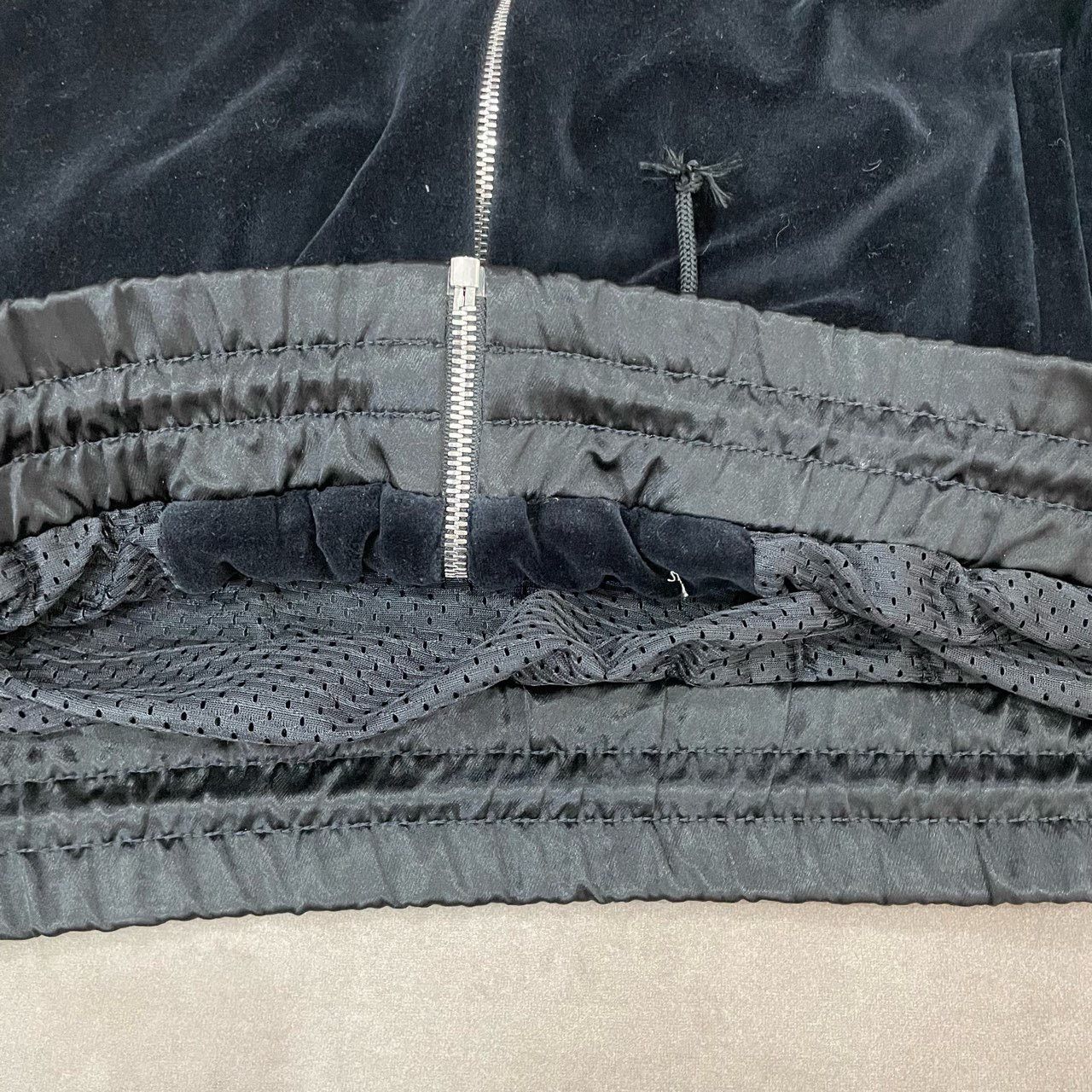 Gucci Gucci Black red and green velvet jacket 2501-Nextarrow Size US S / EU 44-46 / 1 - 3 Thumbnail