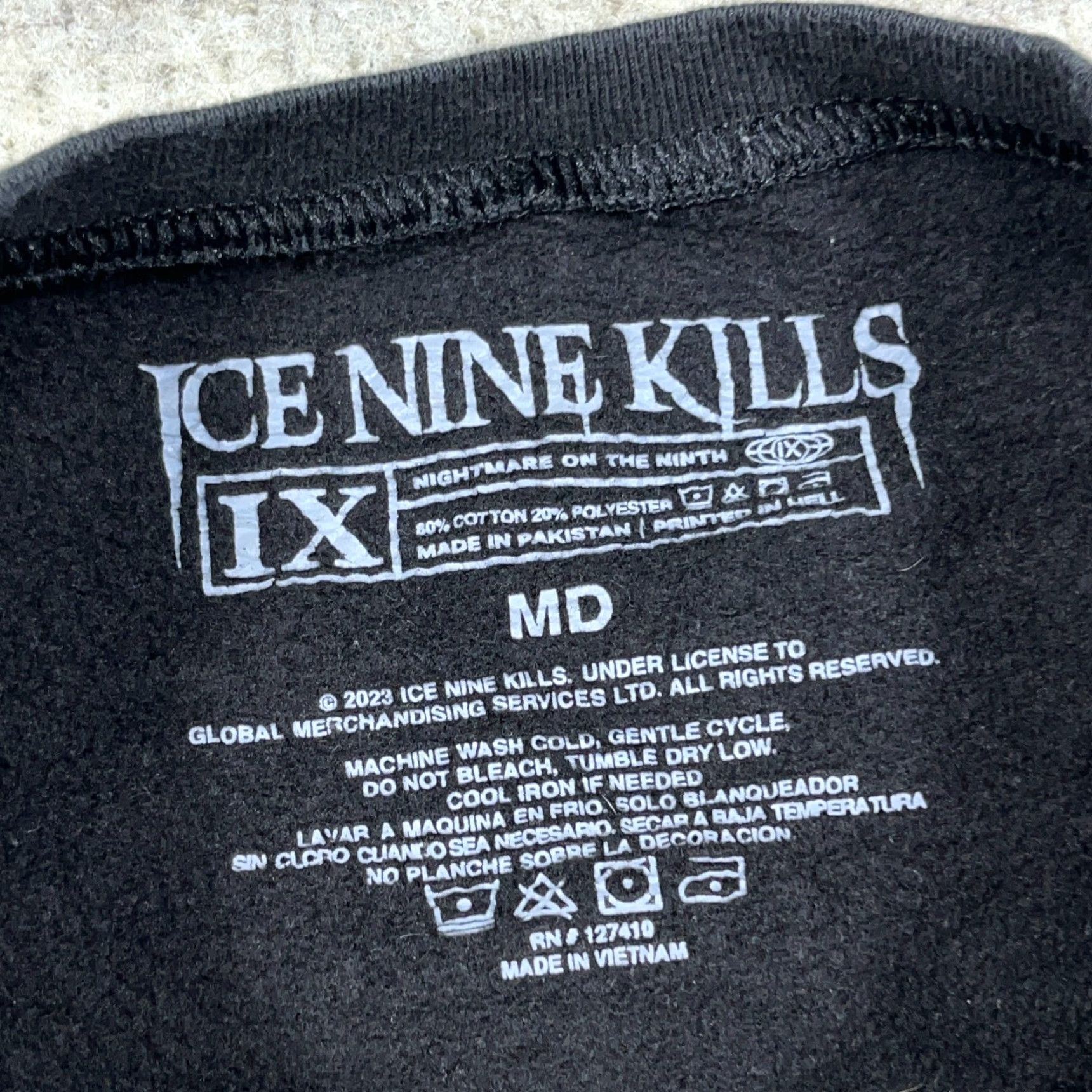 Vintage Ice Nine Kills Sweatshirt Men Adult Medium Black Silence Grinch Graphic Print Logo 80s 90s Cartoon Music USA Size US M / EU 48-50 / 2 - 3 Thumbnail