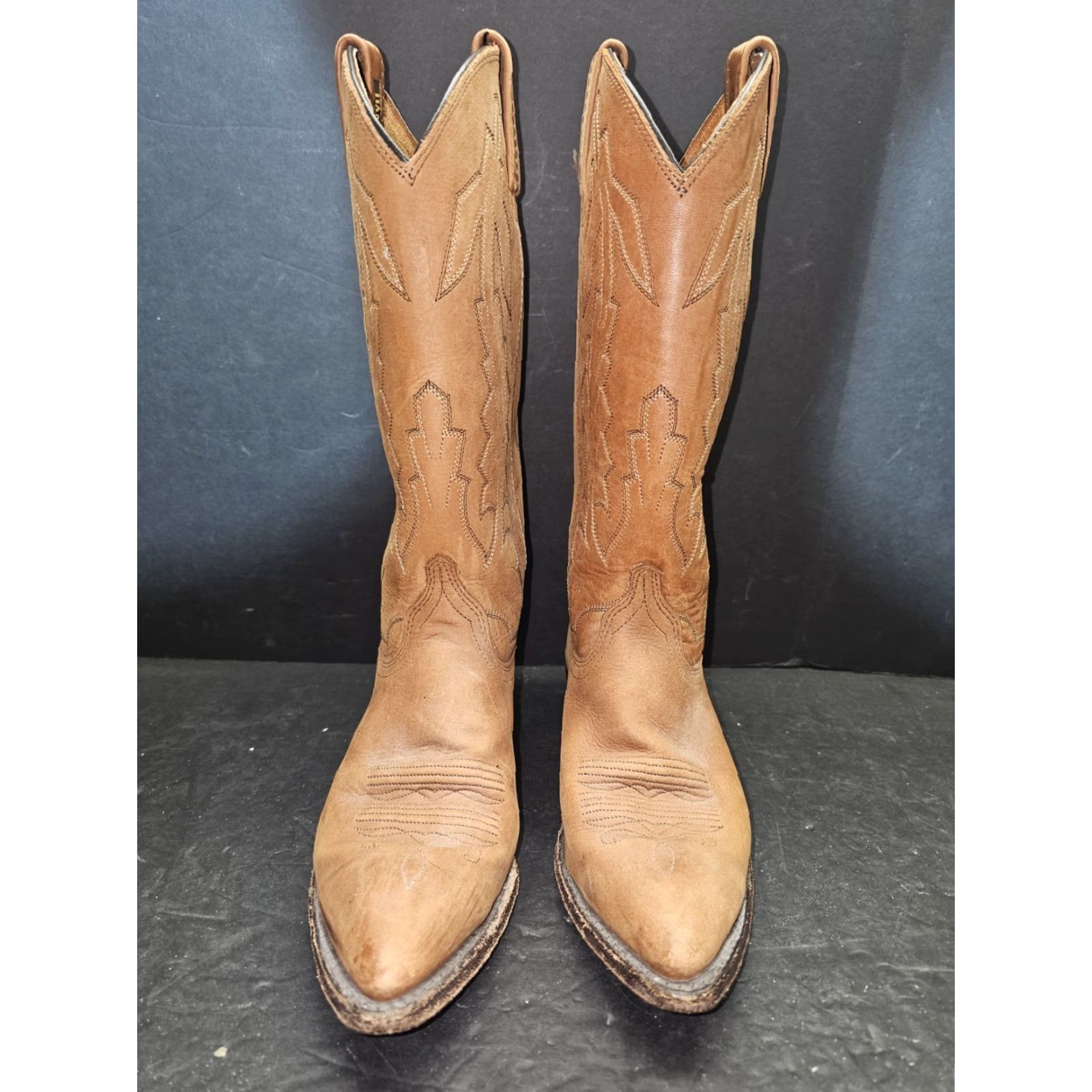 Dan Post VINTAGE Dan Post Marlboro Boots Tan Cowhide Leather Western Cowboy Sz 7M - Classic Cowboy Boots, 1970s, Leather, Boots, tan, Mens Size US 7 / EU 40 - 3 Thumbnail