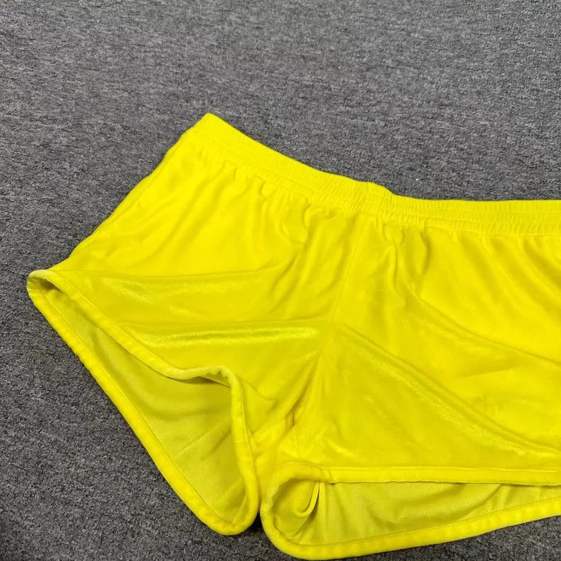 Balenciaga Balenciaga size S Yellow velvet casual shorts Size US 27 - 3 Thumbnail