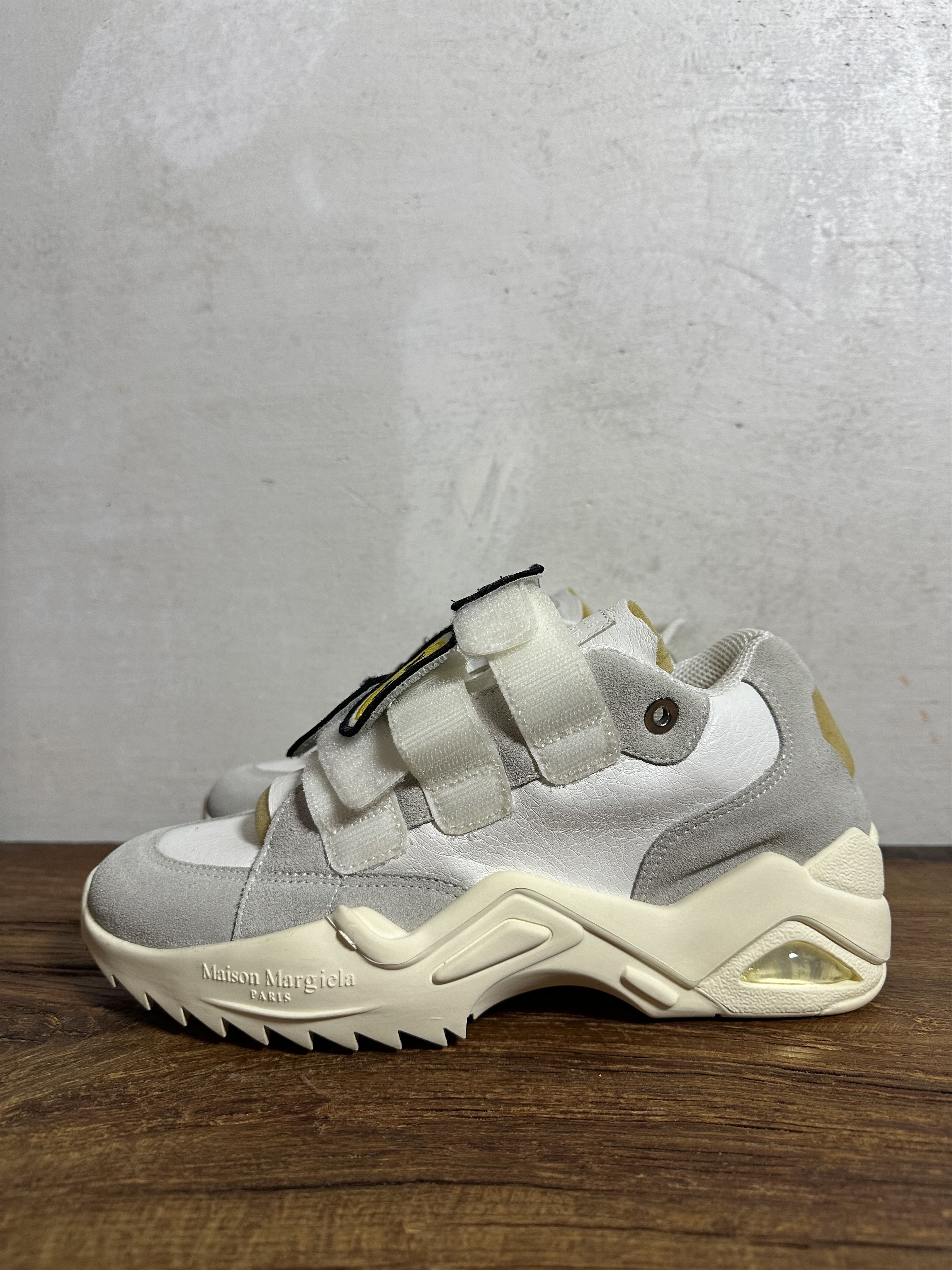 Maison Margiela Maison Margiela New Retro Fit Emoji Sneakers In White Size US 7 / EU 40 - 3 Thumbnail