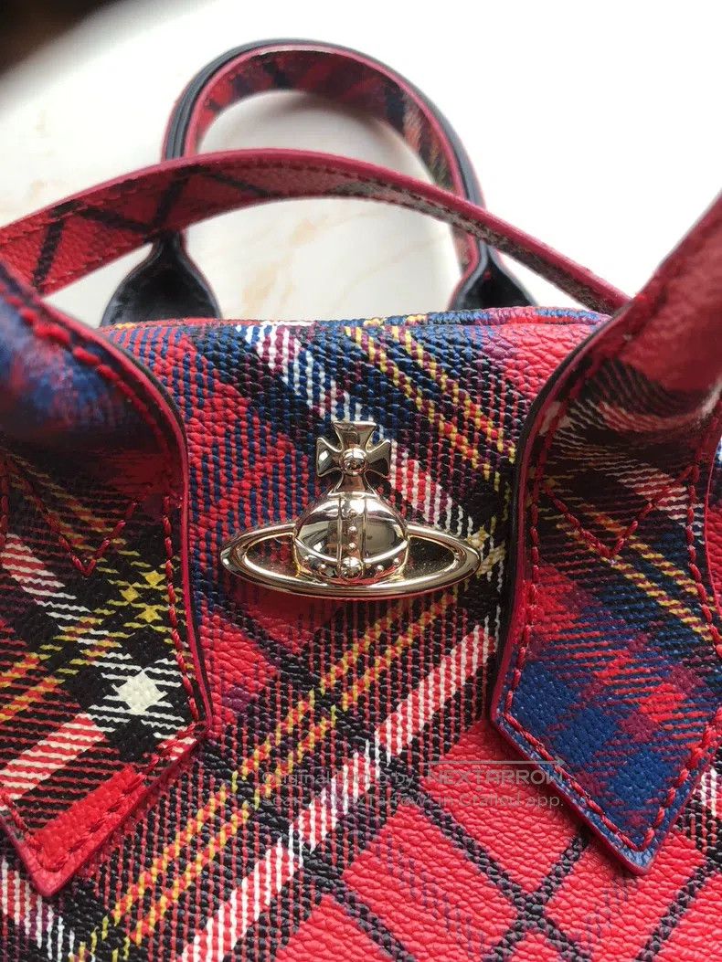 Vivienne Westwood Vivienne Westwood size os Classic Scottish red plaid leathe Size ONE SIZE - 2 Thumbnail
