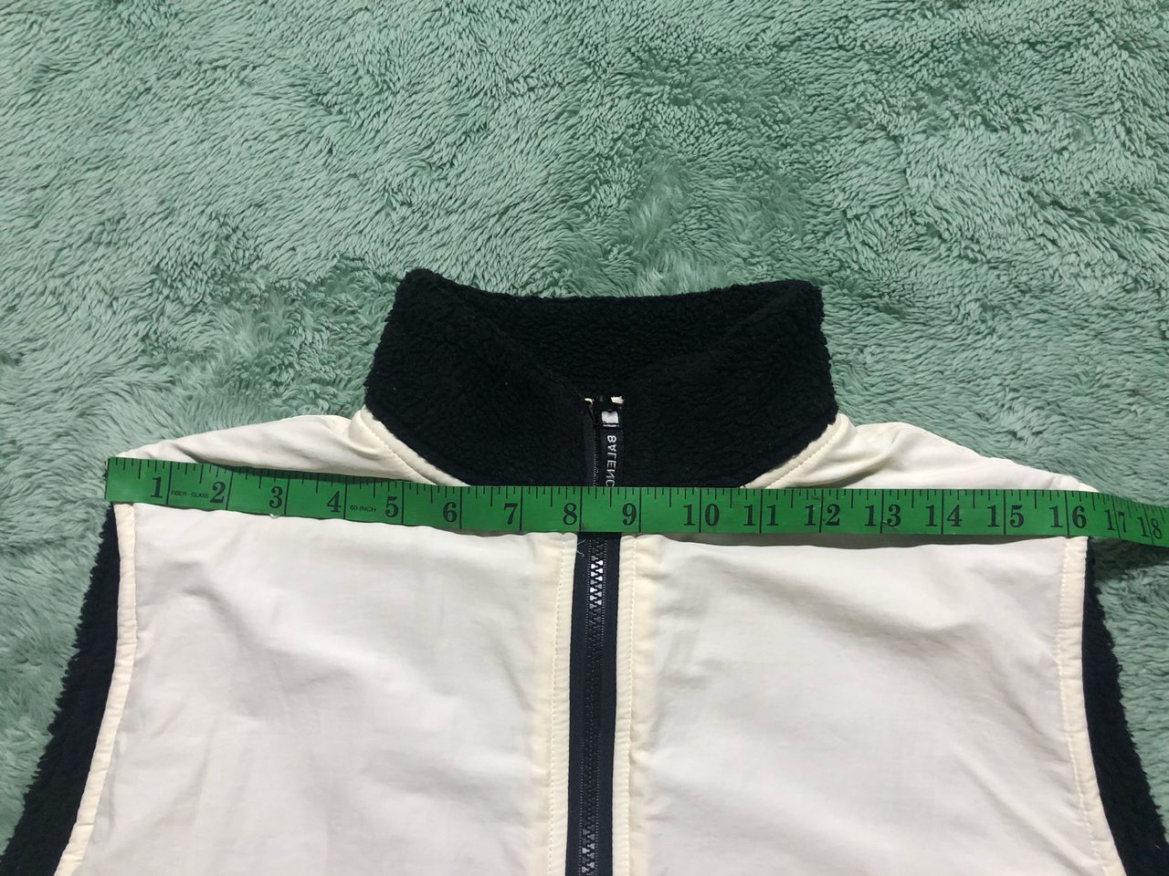 Balenciaga 90s BALENCIAGA SPORT RIVESIBLE VEST SHERPA / NYLON Size US M / EU 48-50 / 2 - 25 Thumbnail