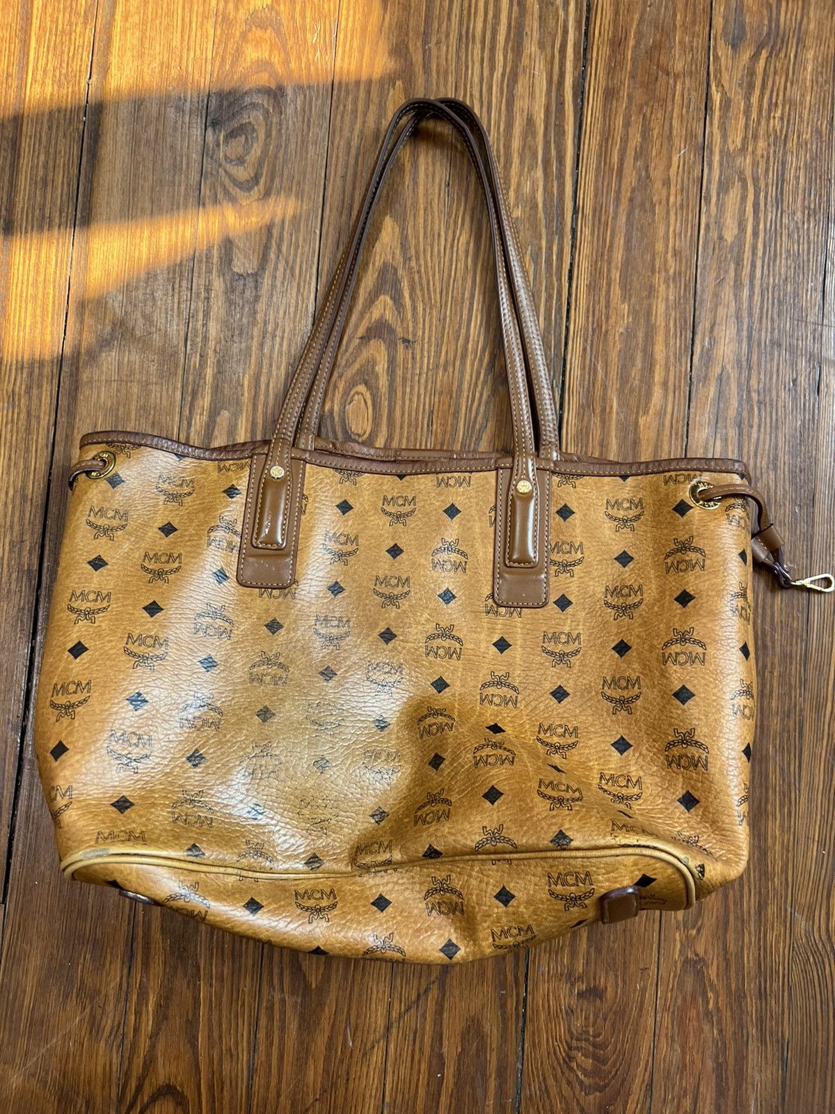MCM MCM Liz Reversible Shopper Tote Bag Purse Handbag Size ONE SIZE - 4 Thumbnail