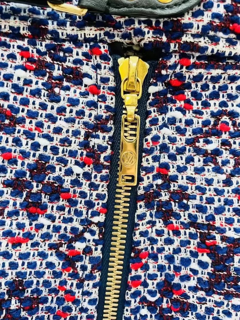 Louis Vuitton Louis Vuitton Tweed zip-up skirt Size 33" - 4 Thumbnail