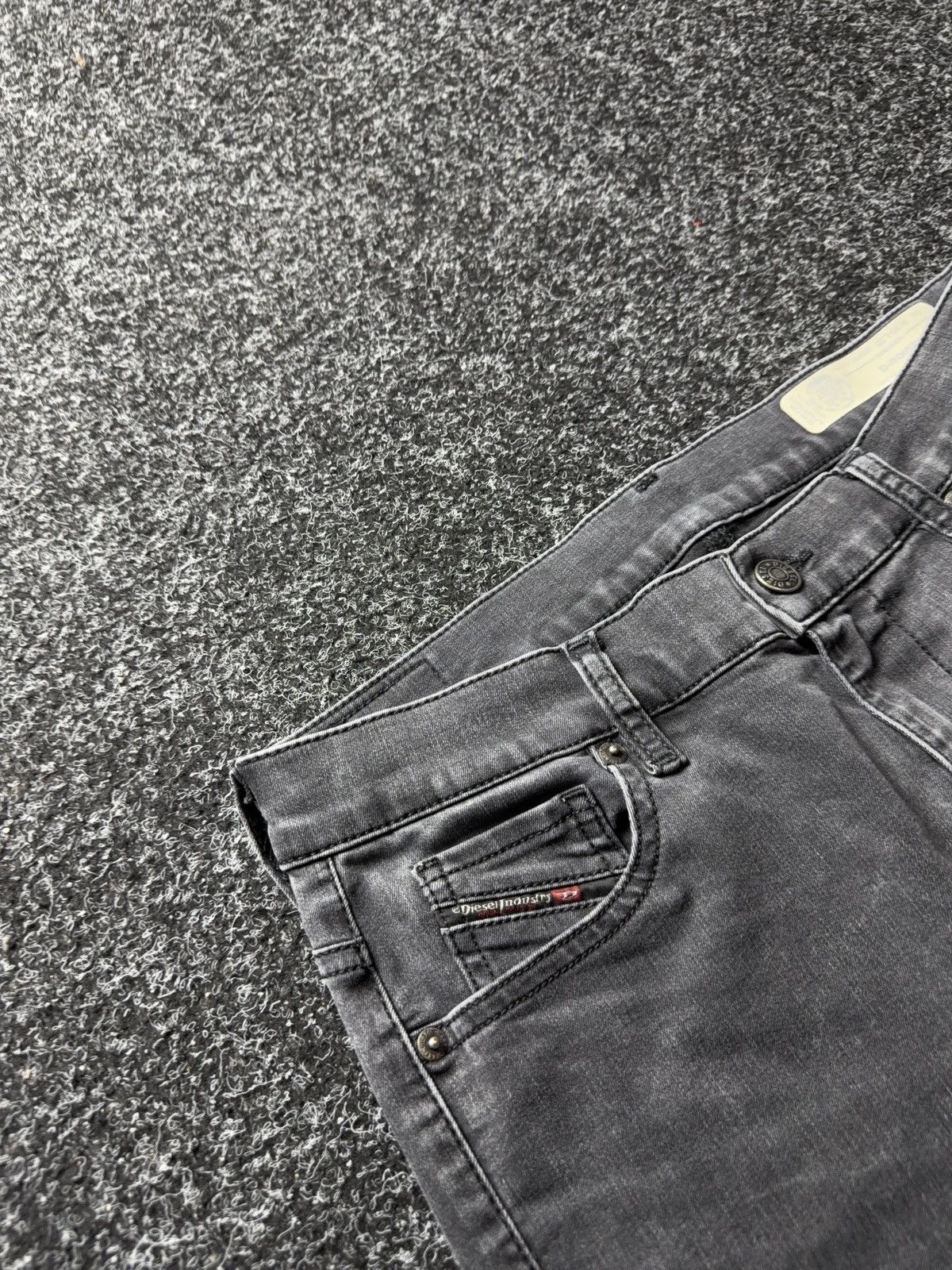 Diesel 00s Y2K Diesel D-RONISY Grey Slim Jeans Clean Minimal Fit Size 30" / US 8 / IT 44 - 7 Thumbnail