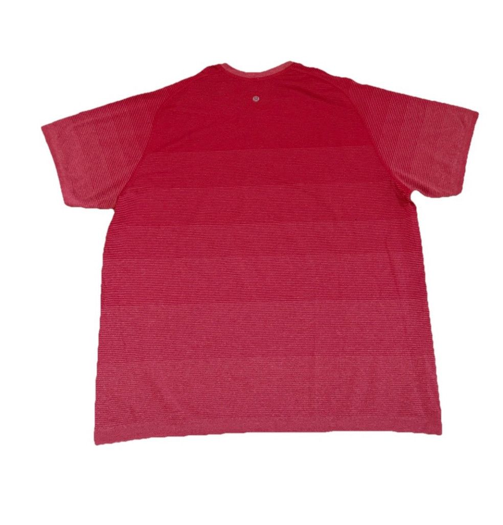 Lululemon LULULEMON METAL VENT V-NECK SHORT SLEEVE STRIPED RED SZ XXL Size US XXL / EU 58 / 5 - 4 Thumbnail