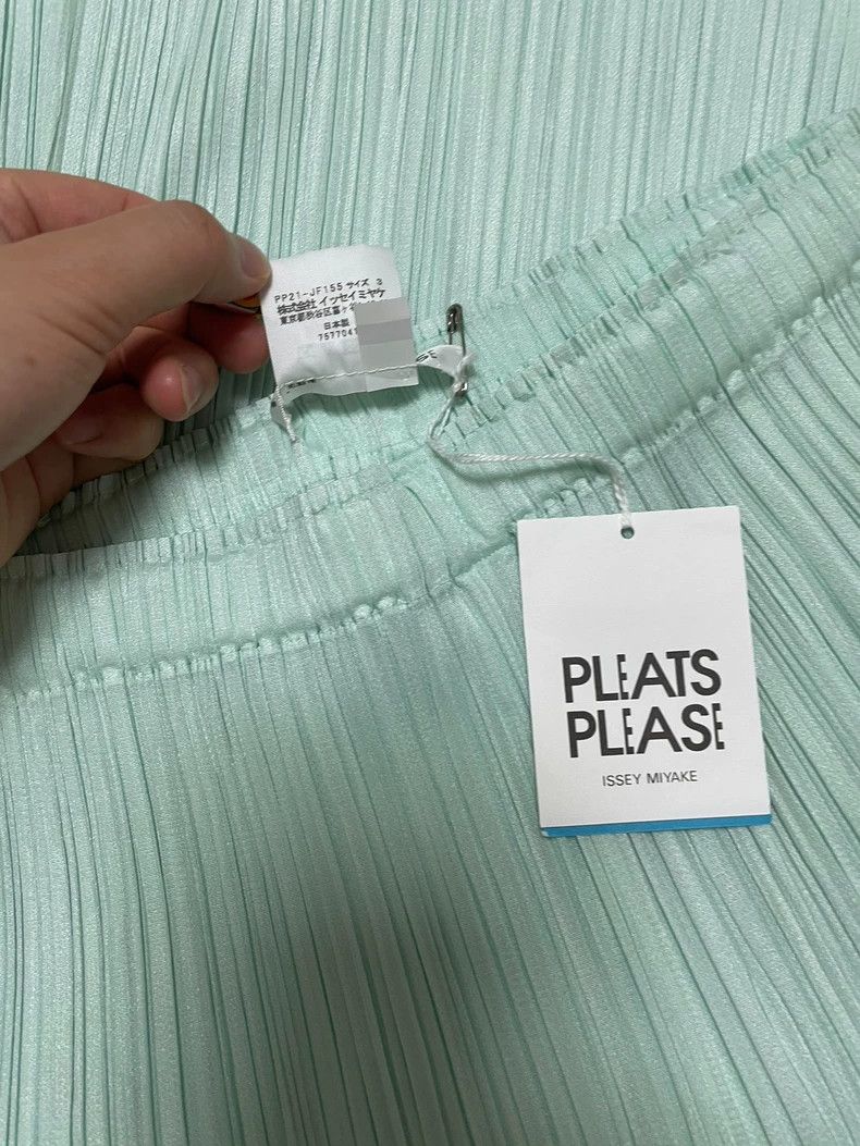 Issey Miyake Issey Miyake size:3 Mint green pleated pants Size 42" / US 20 - 7 Thumbnail